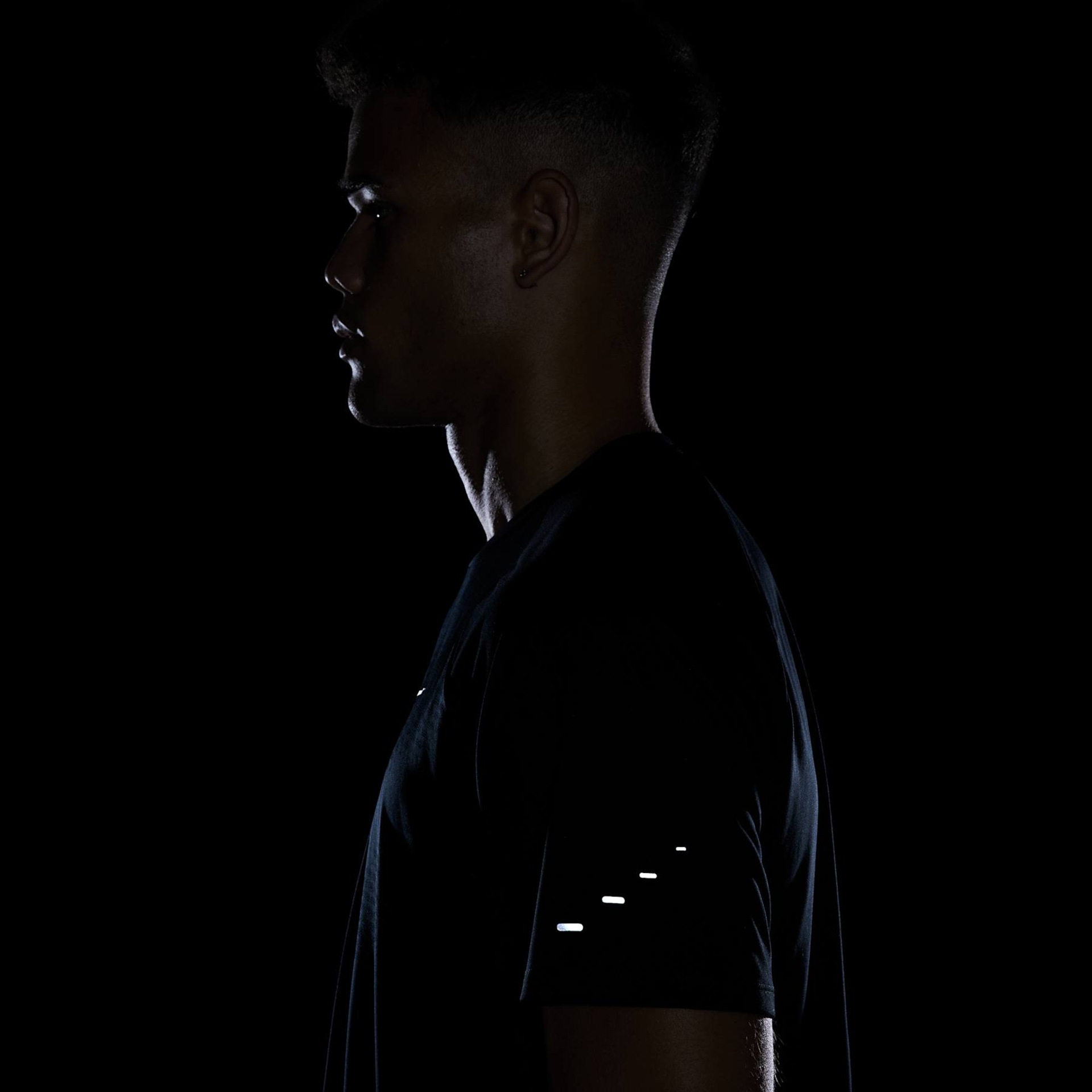 Camiseta Nike Dri-FIT Advance Masculina - Foto 8