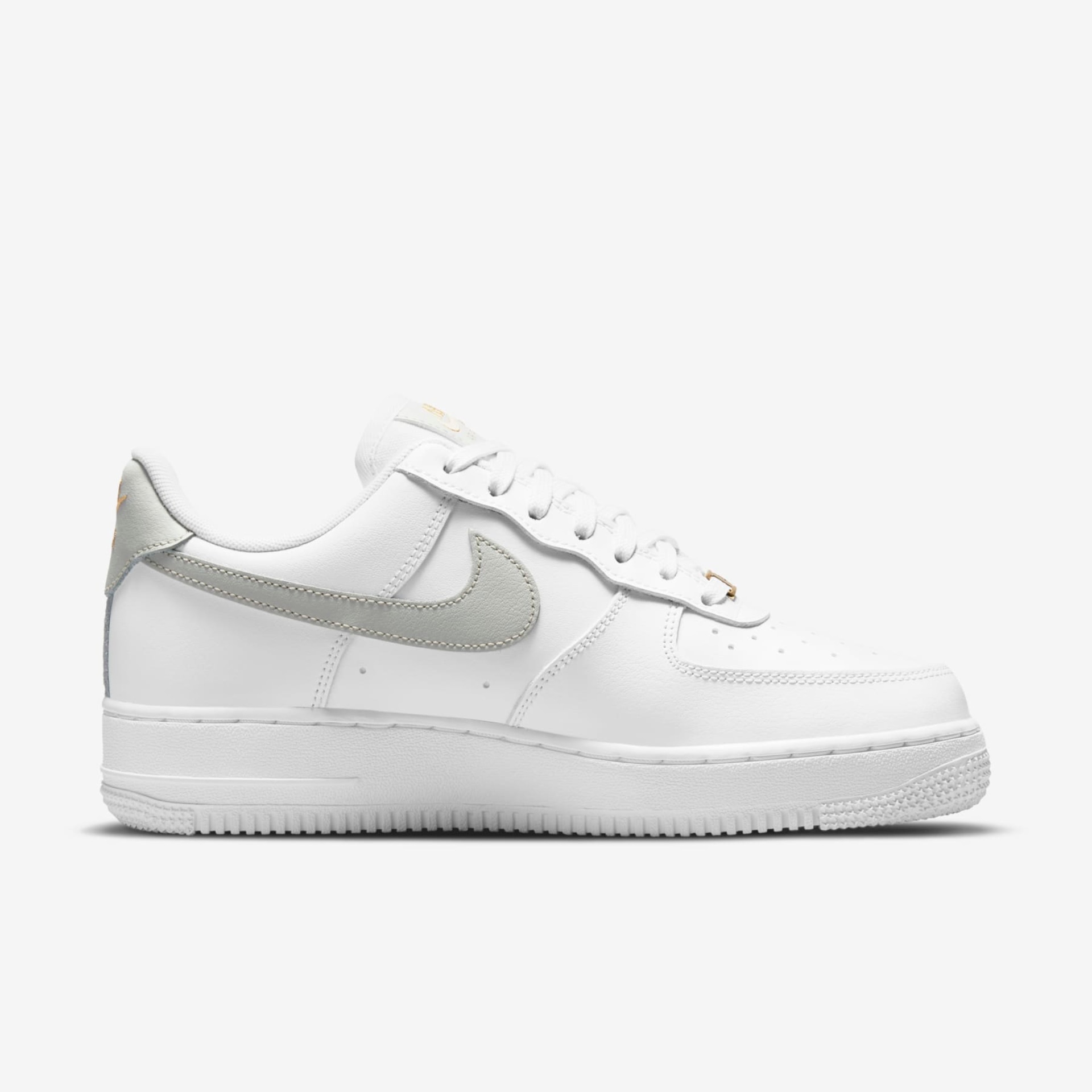 Tênis Nike Air Force 1 "07 Feminino - Foto 3