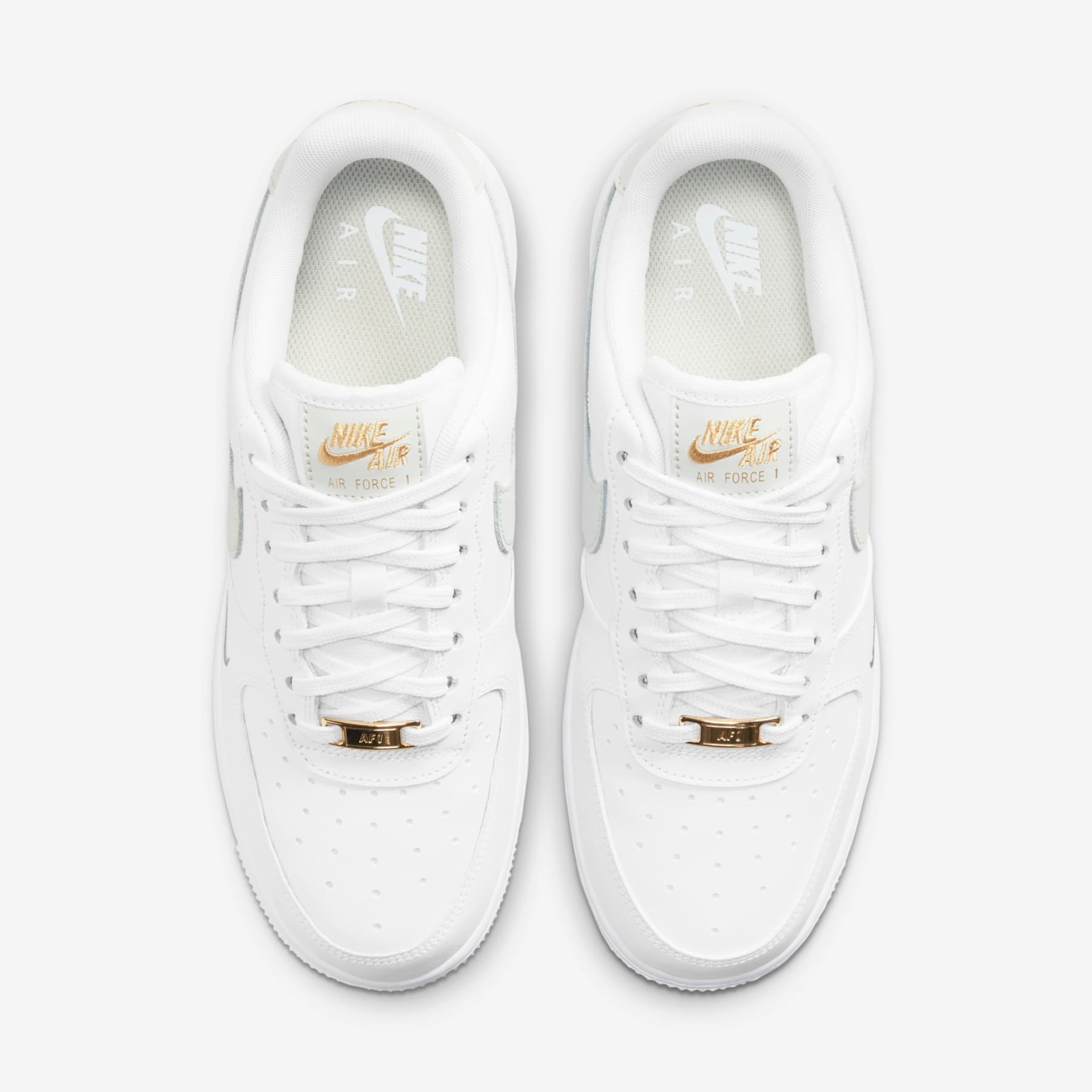 Tênis Nike Air Force 1 "07 Feminino - Foto 4