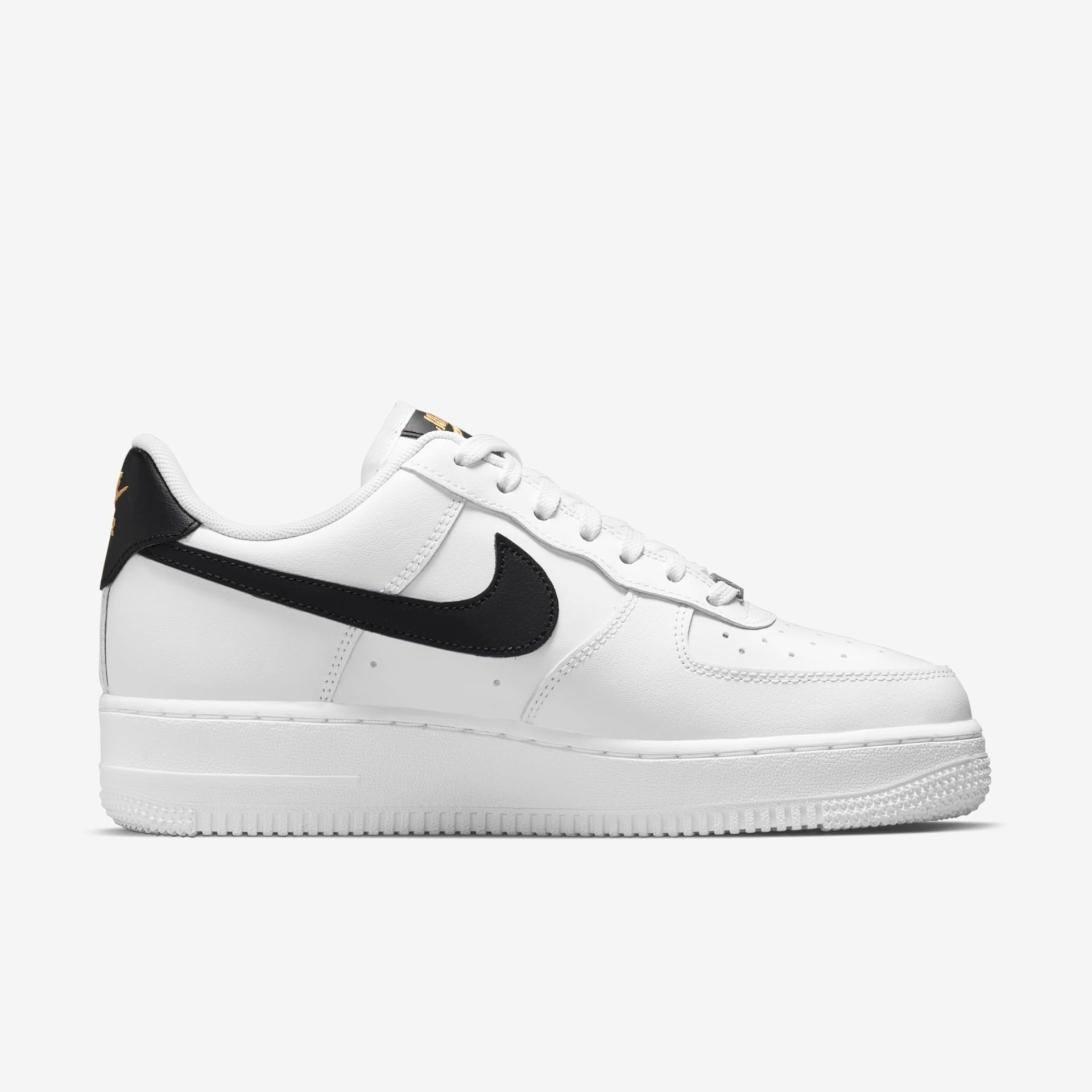 Tênis Nike Air Force 1 "07 Feminino - Foto 3