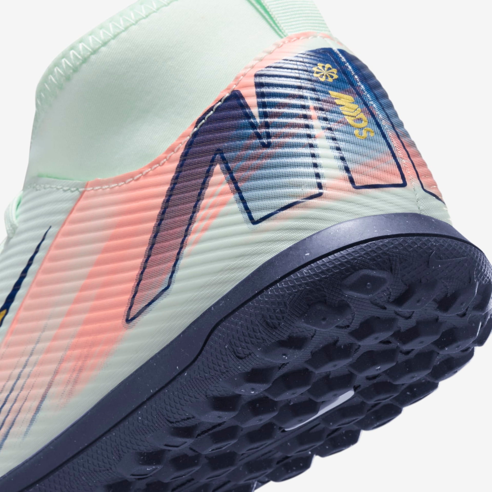 Chuteira Nike Jr Mercurial Superfly 10 Club Infantil Society - Foto 8