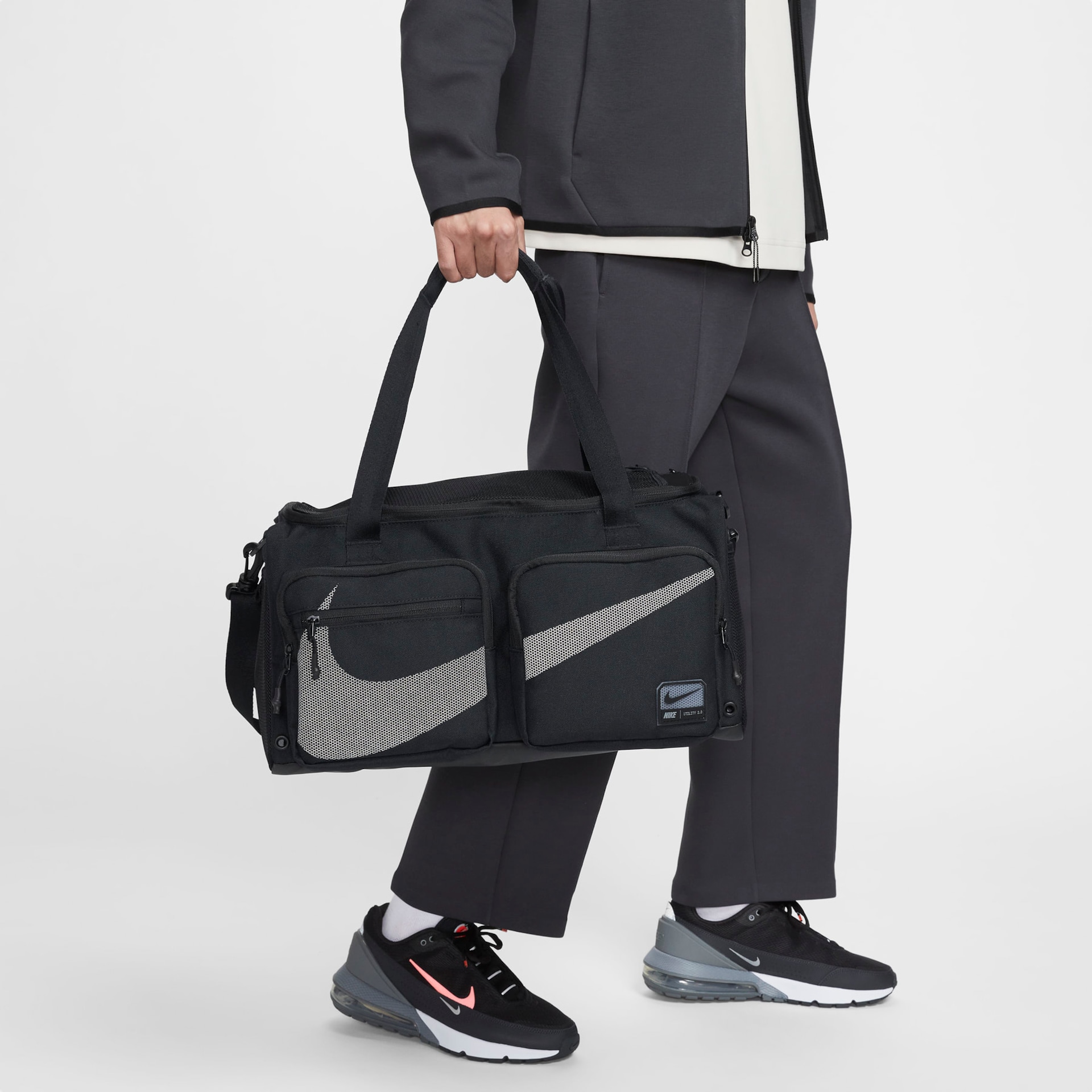 Bolsa Nike Utility 2.0 Masculina - Foto 1