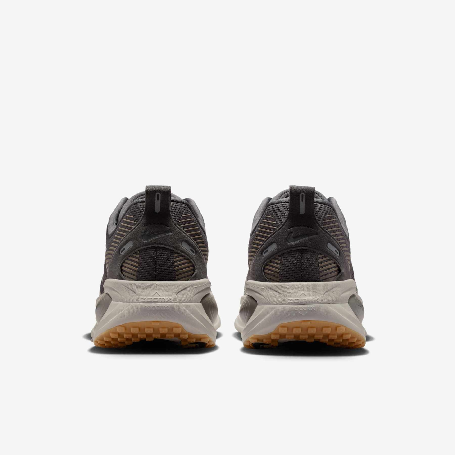 Tênis Nike Vomero 18 Masculino - Foto 6