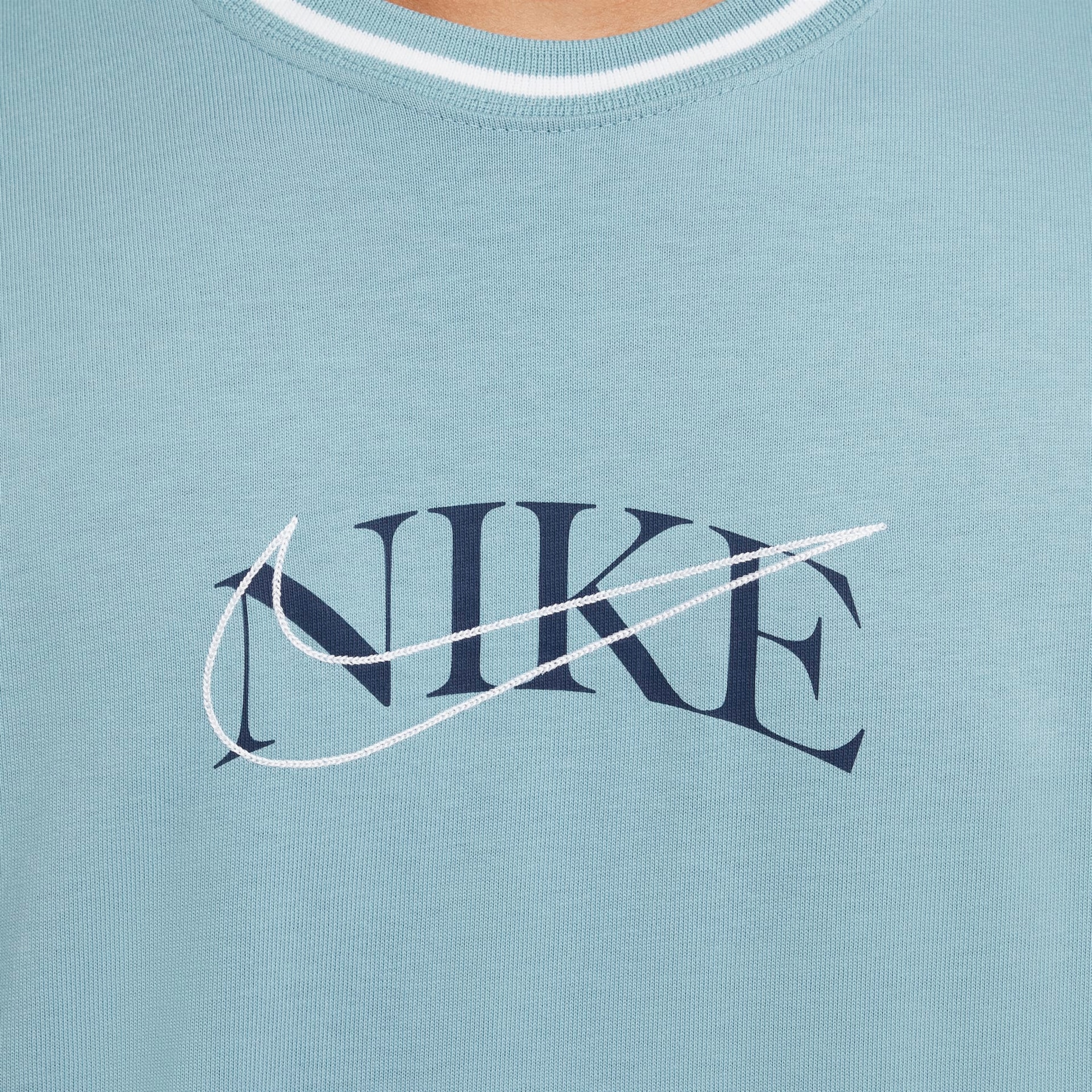 Camiseta Nike Sportswear Max90 Masculina - Foto 4