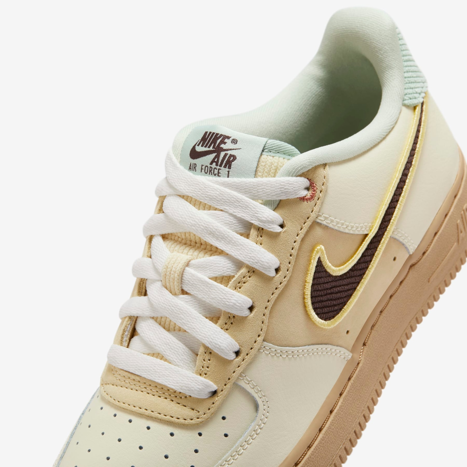 Tênis Nike Air Force 1 LV8 Infantil - Foto 7