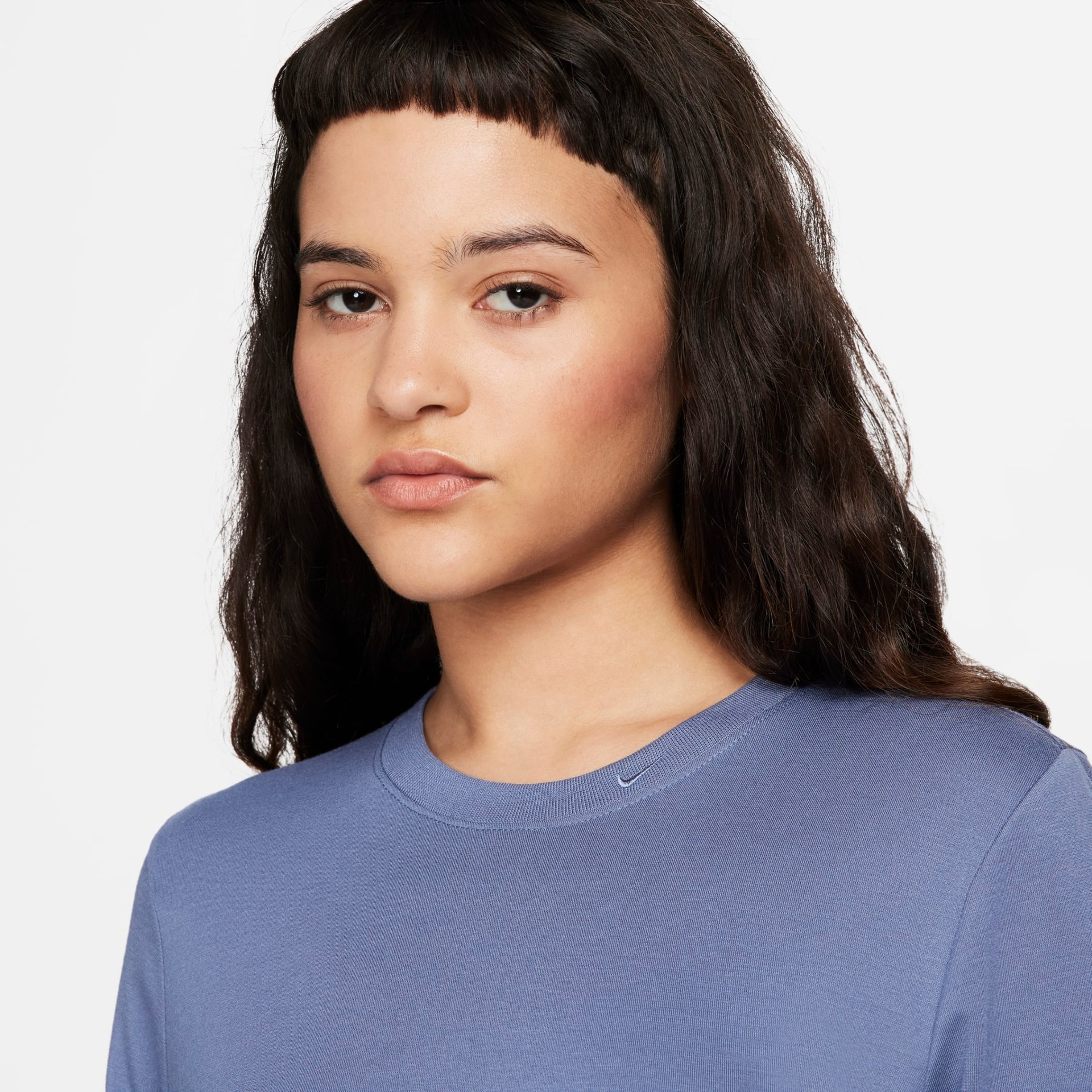 Camiseta Nike Sportswear Cropped Essential Feminina - Foto 3