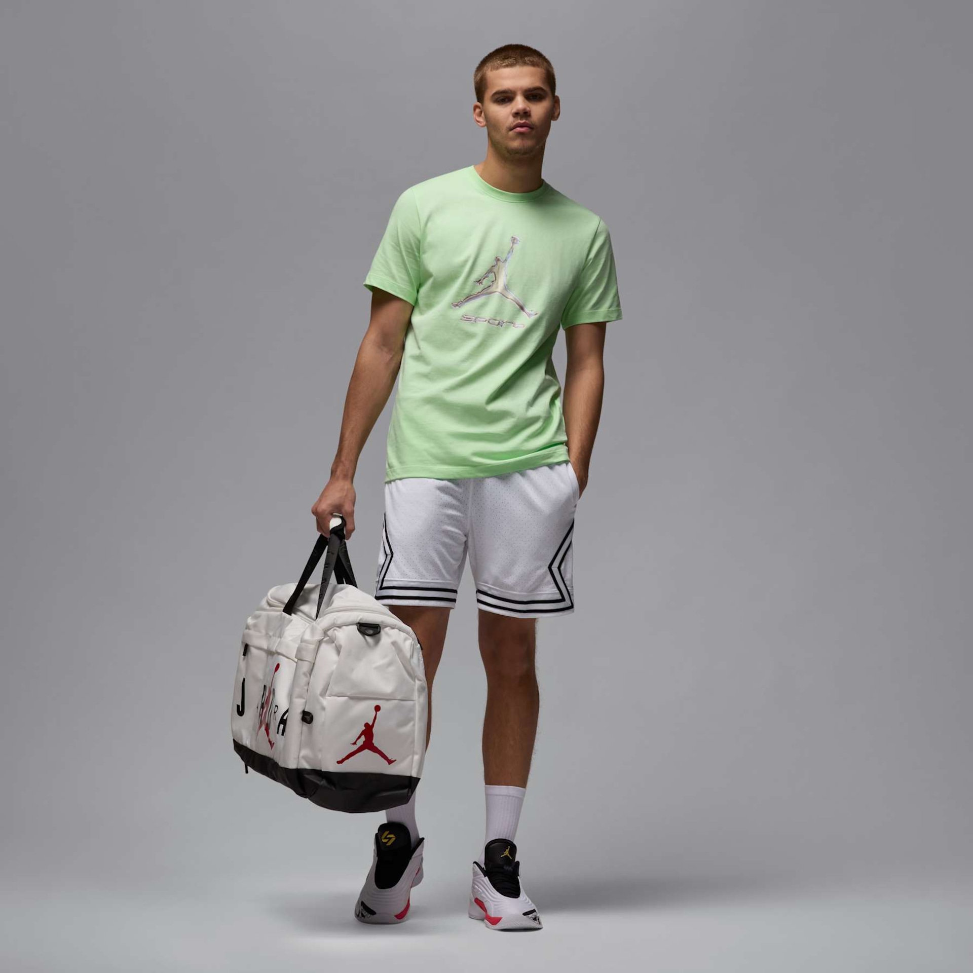 Camiseta Jordan Sport Essential Masculina - Foto 6