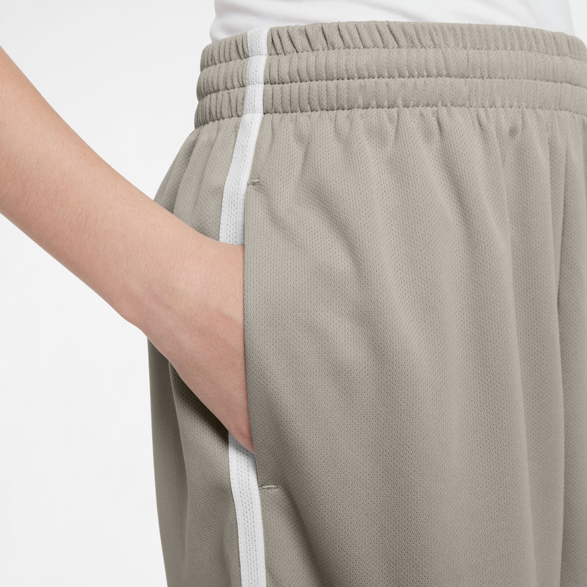 Shorts Nike Dri-FIT Multi Infantil - Foto 4