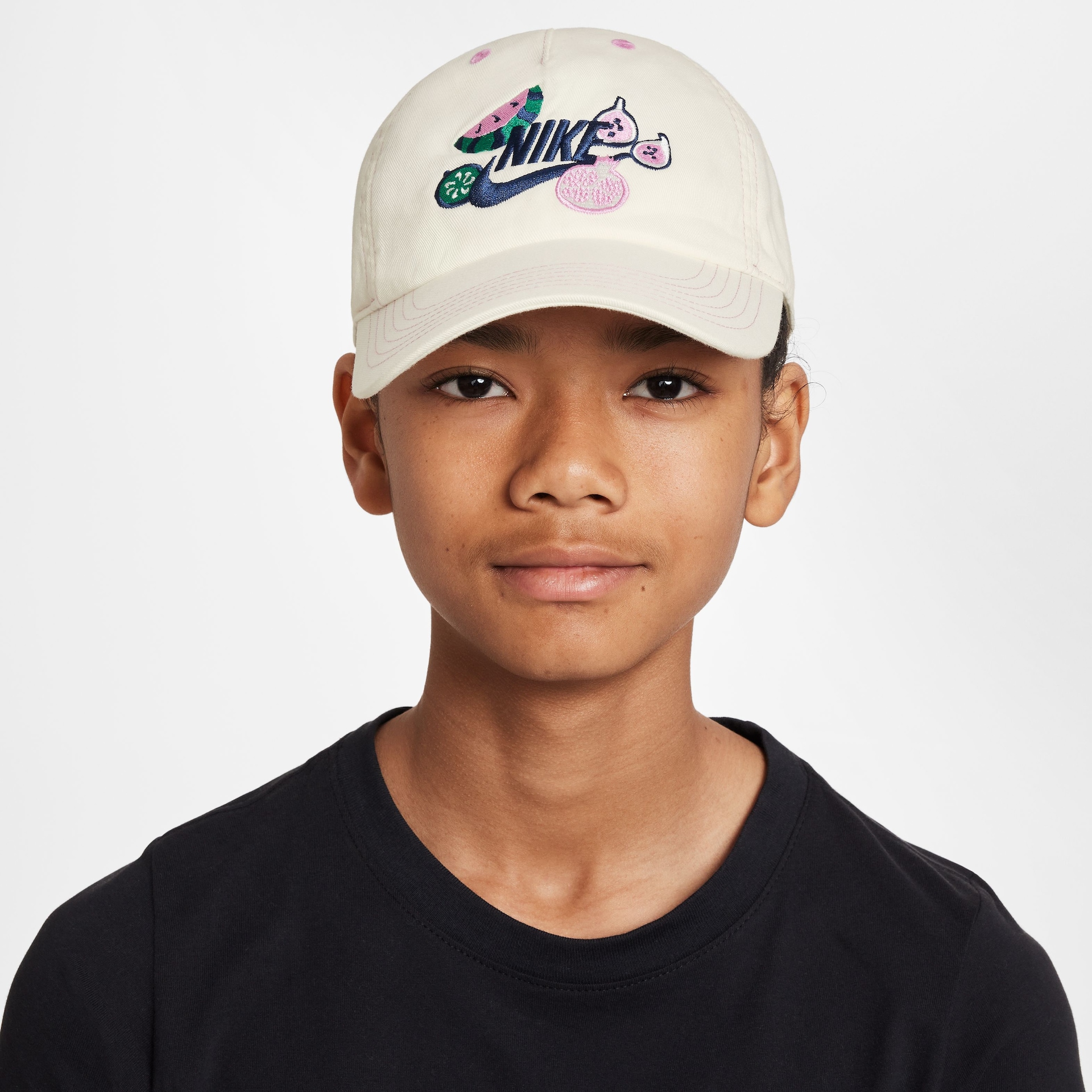 Boné Nike Club Infantil - Foto 1