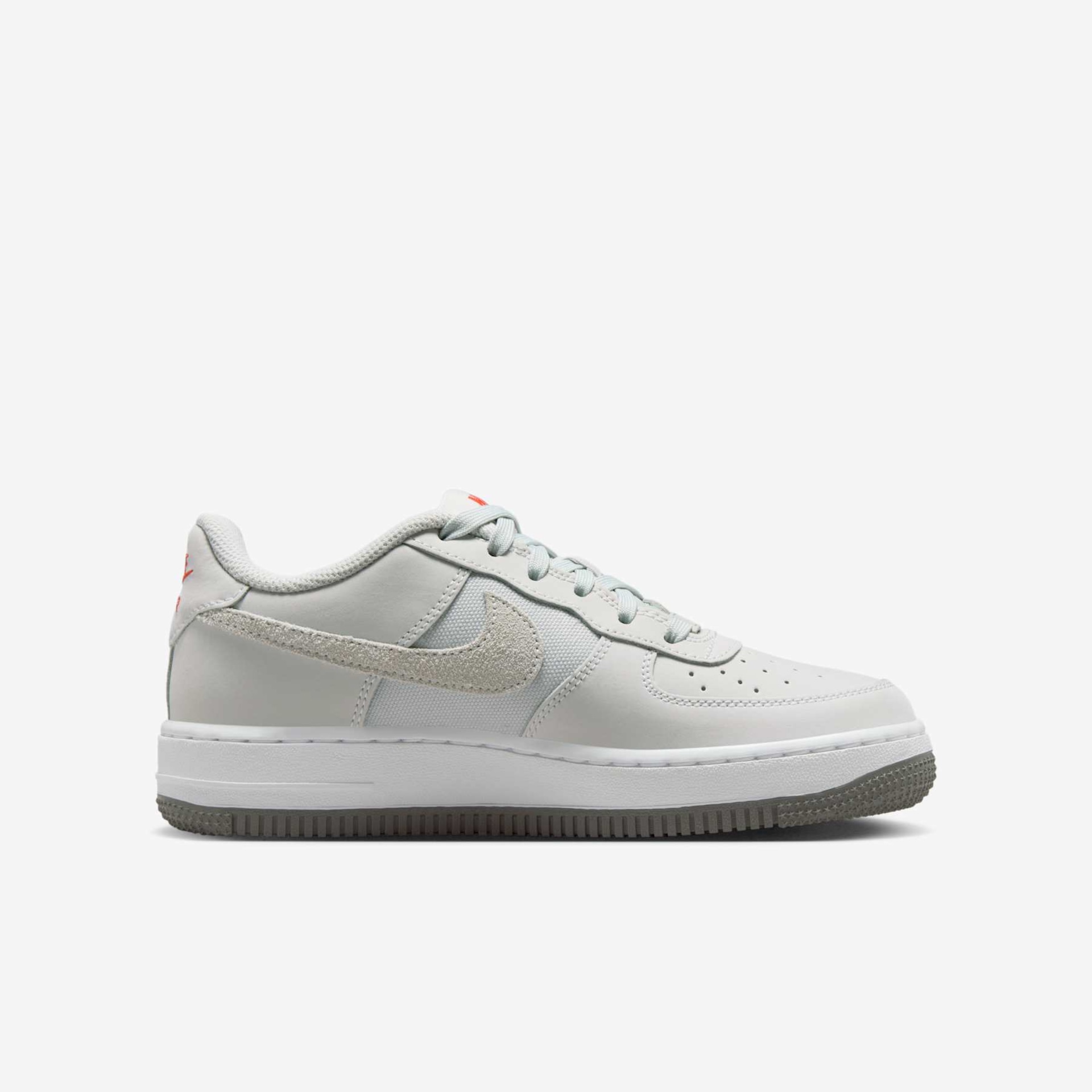 Tênis Nike Air Force 1 LV8 Infantil - Foto 3