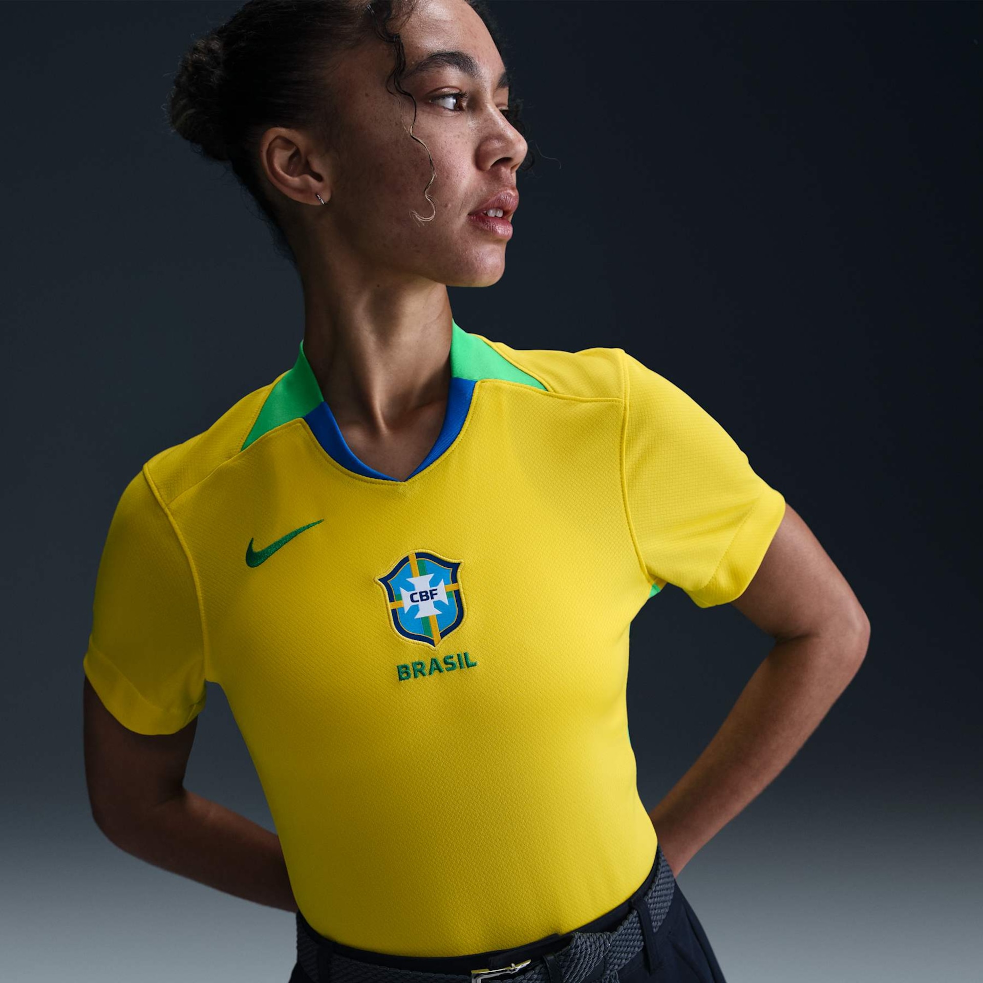 Imagem principal de Camisa Nike Brasil I 2025/26 Torcedora Pro Feminina