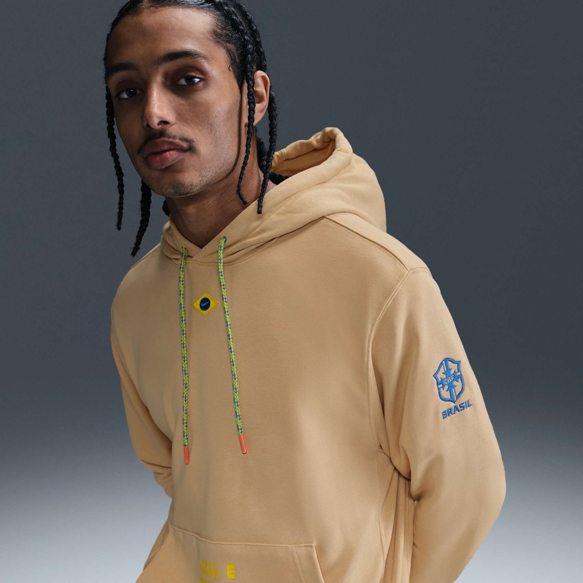 Imagem principal de Blusão Nike Sportswear Brasil Club Masculino