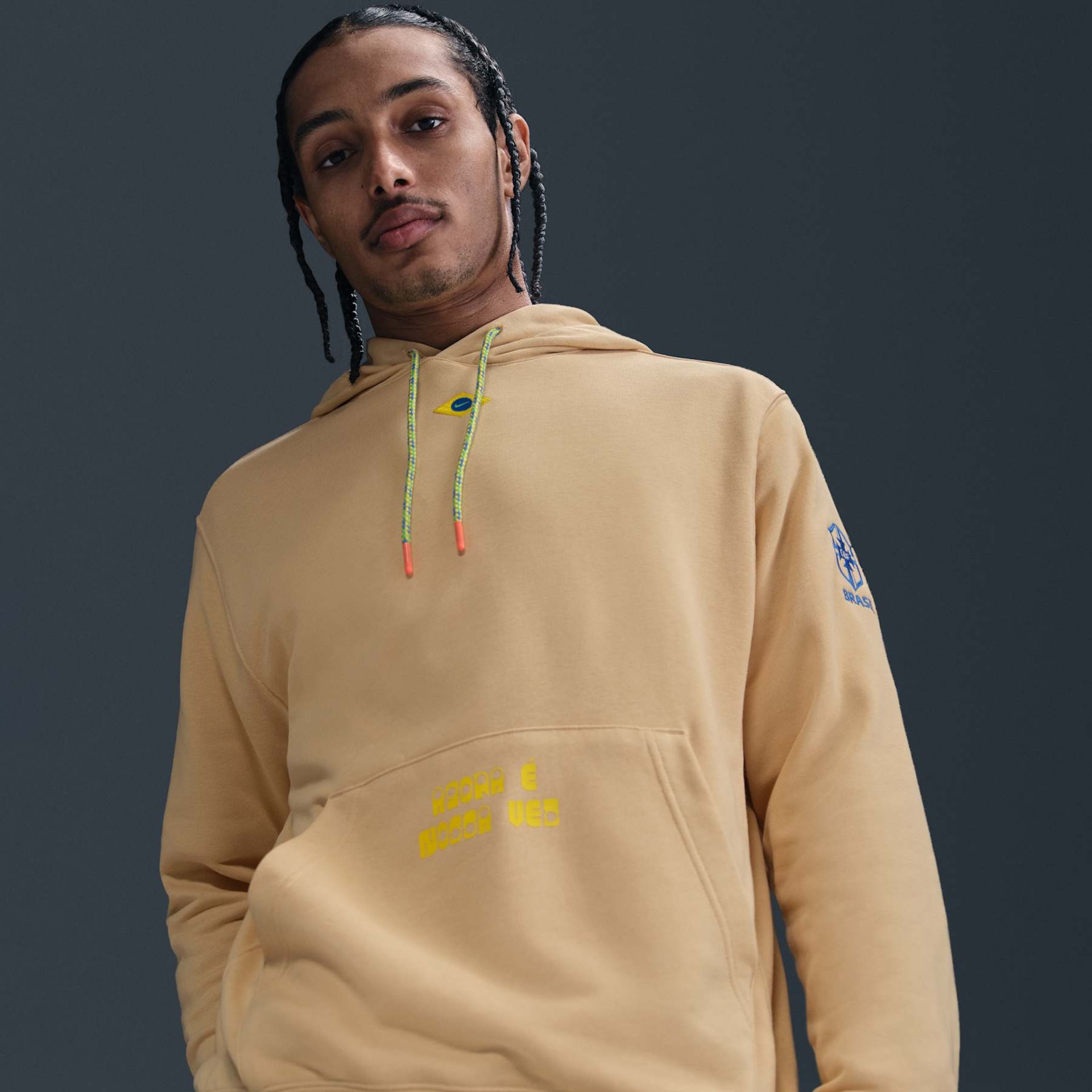 Blusão Nike Sportswear Brasil Club Masculino - Foto 3