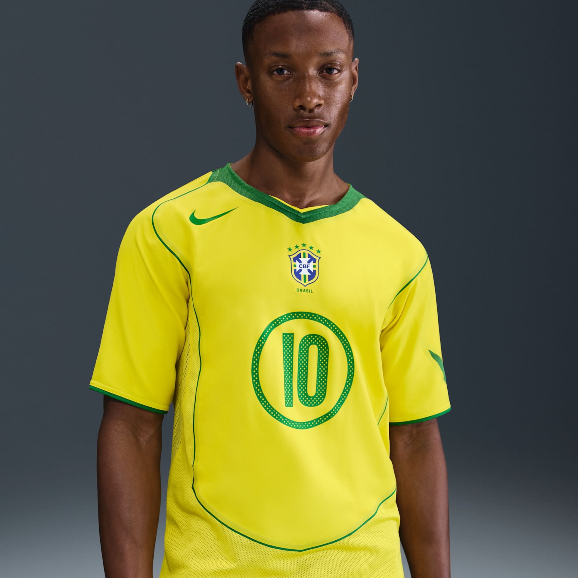 Imagem principal de Camisa Brasil Nike Reedição Total 90 Ronaldinho Masculina