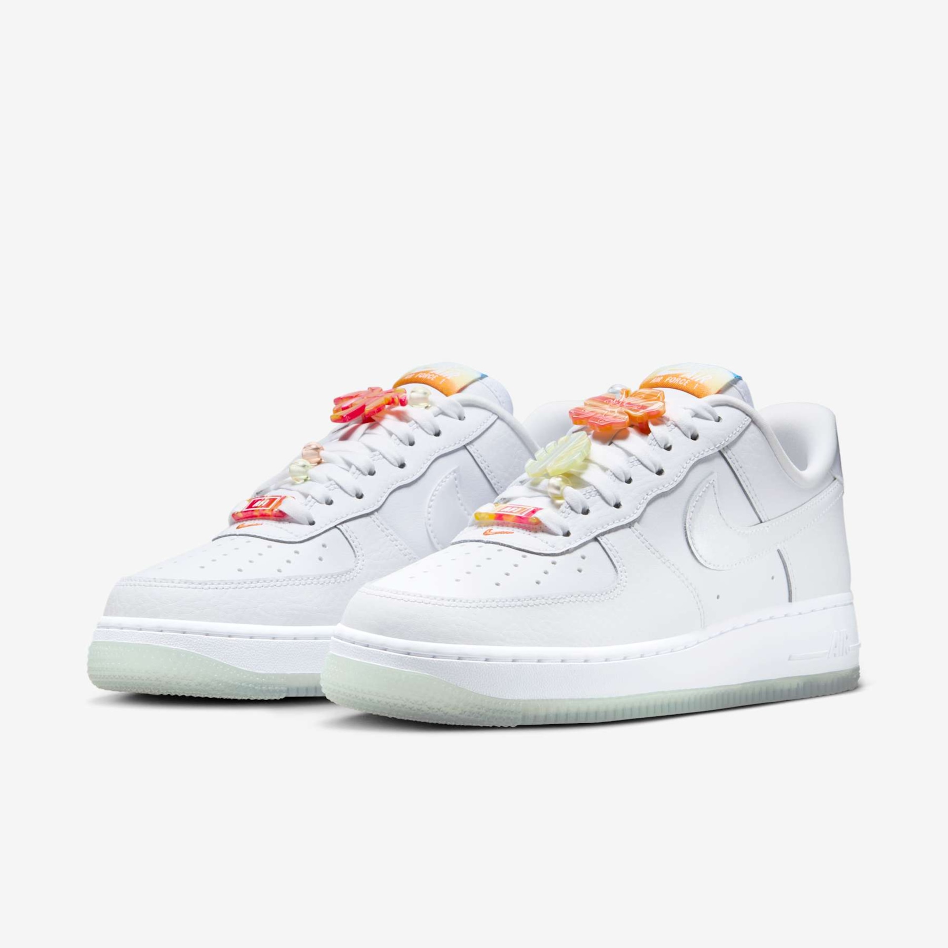 Tênis Nike Air Force 1 '07 LX Feminino - Foto 5