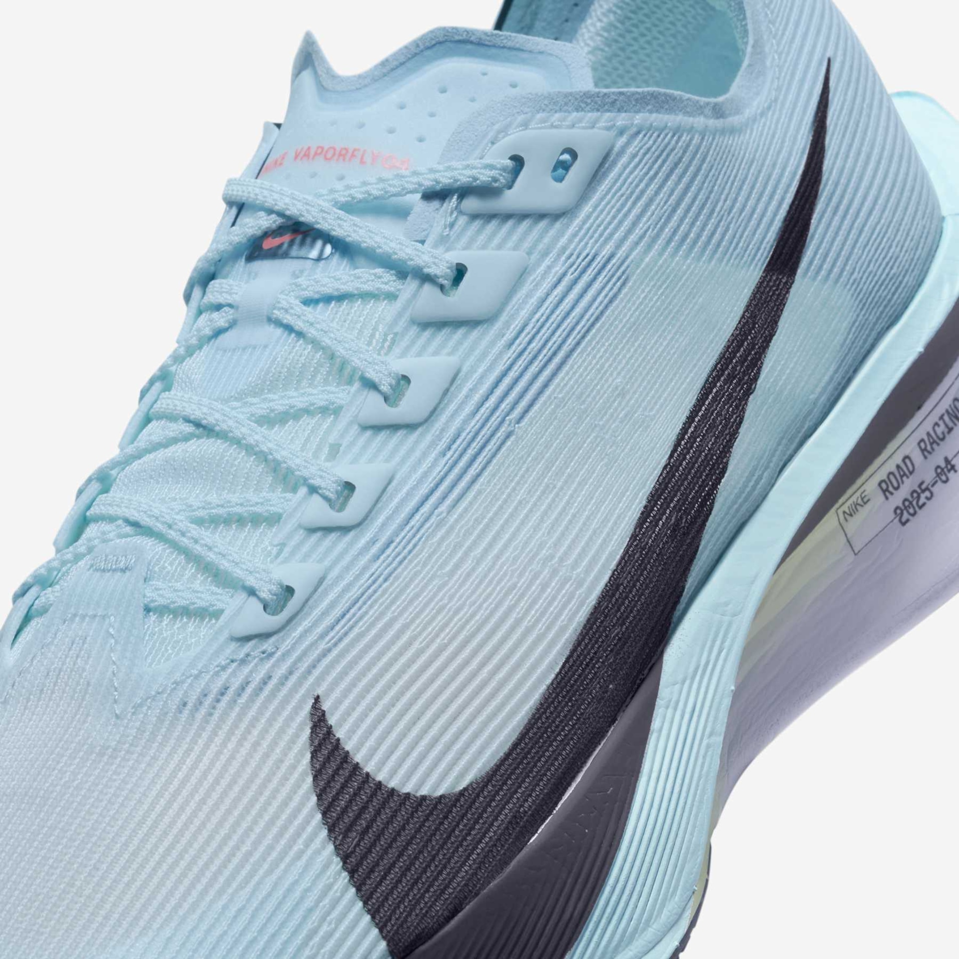 Tênis Nike ZoomX VaporFly 4 Feminino - Foto 7