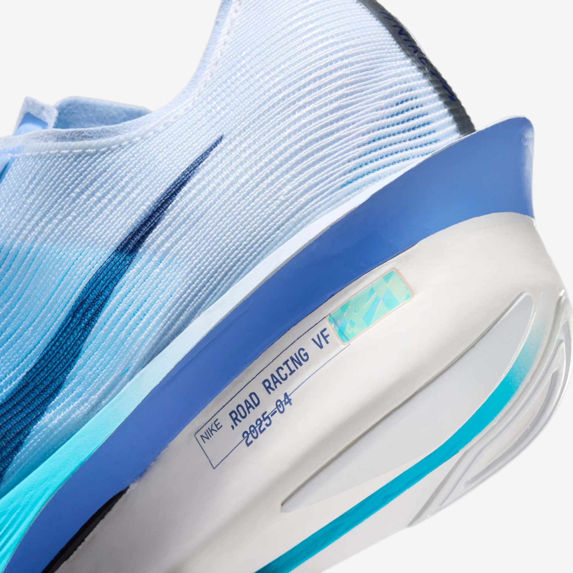 Tênis Nike ZoomX VaporFly 4 Feminino - Foto 8