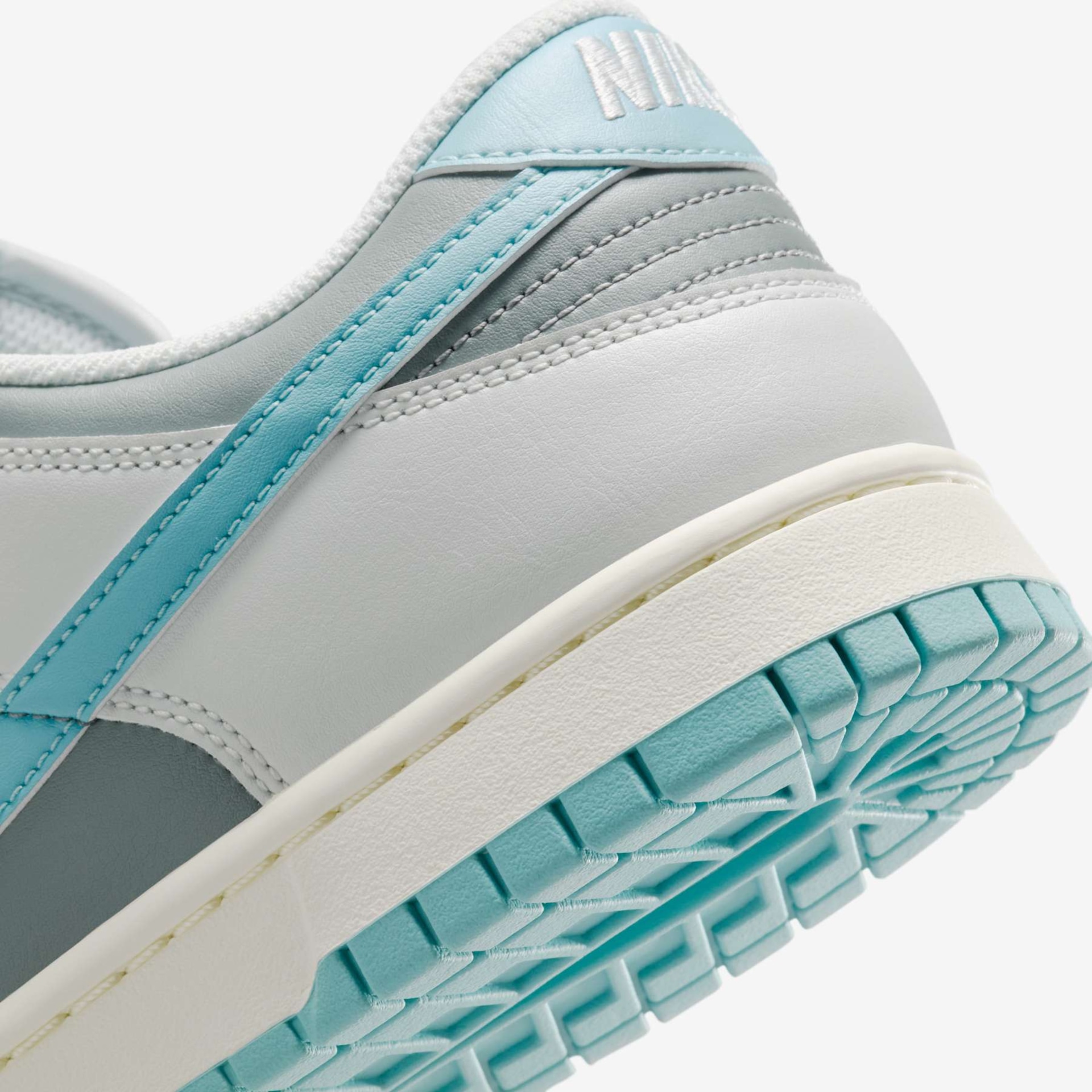 Tênis Nike Dunk Low Retro Panda Masculino - Foto 8