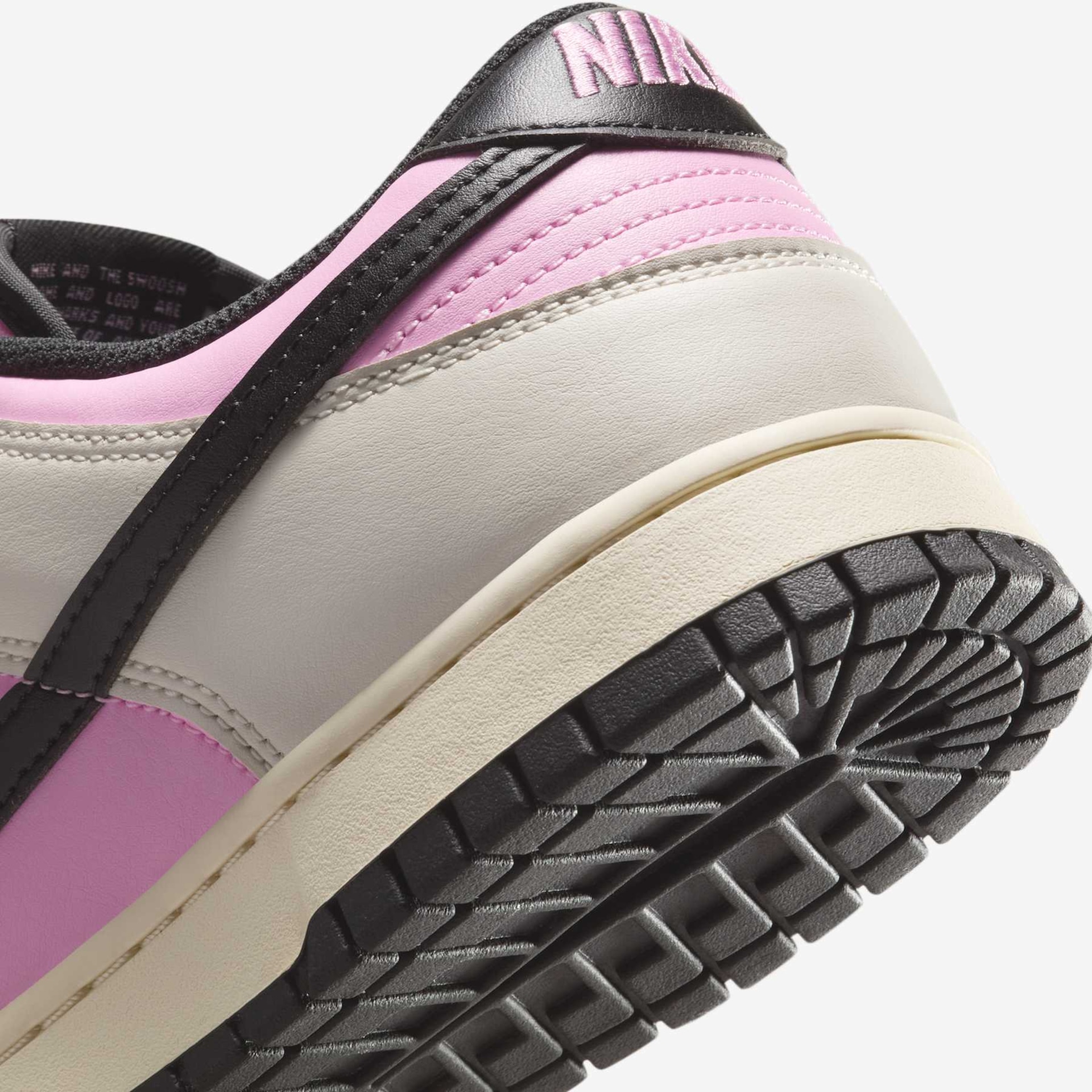 Tênis Nike Dunk Low Retro Masculino - Foto 8