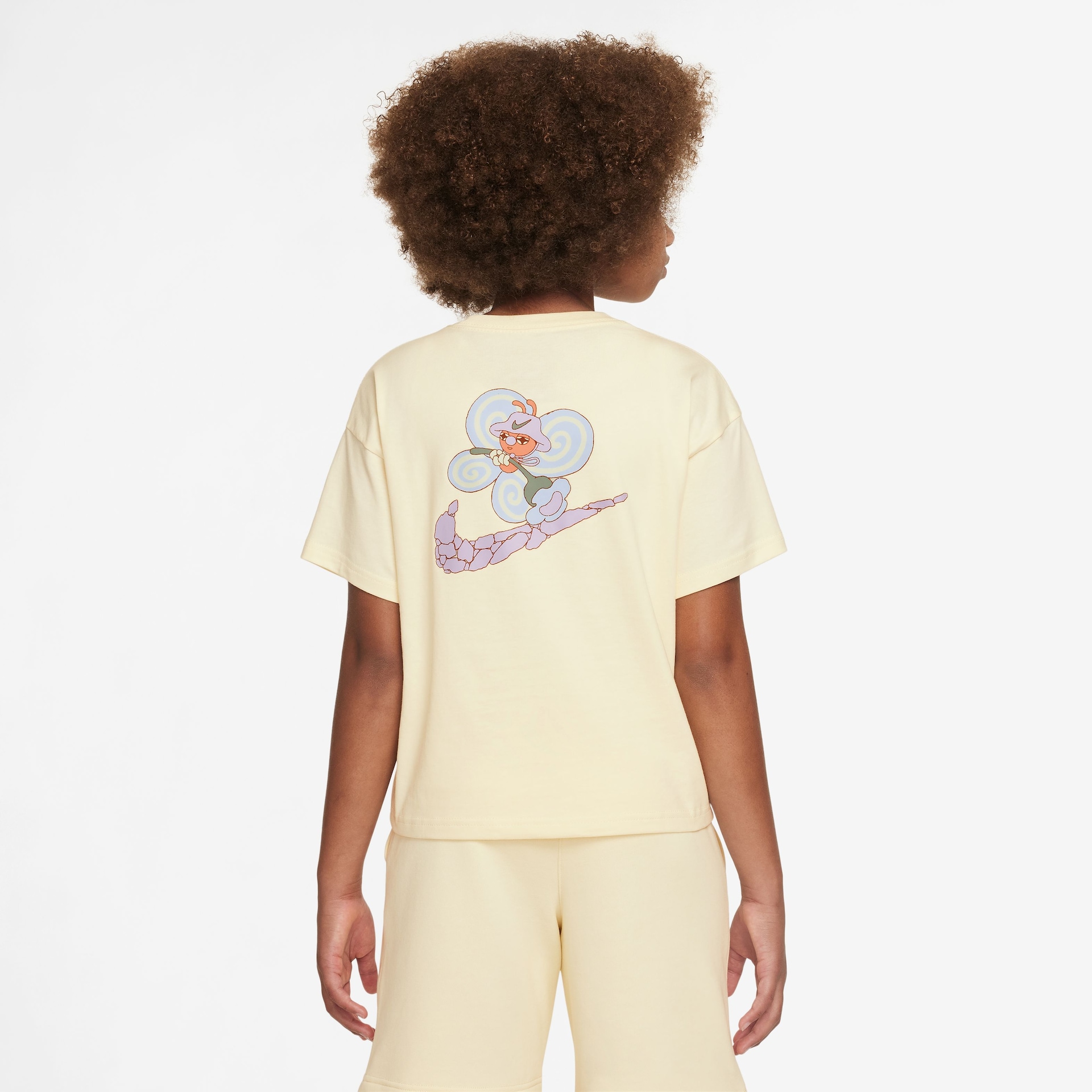 Camiseta Nike Sportswear Seasonal Story Infantil - Foto 2