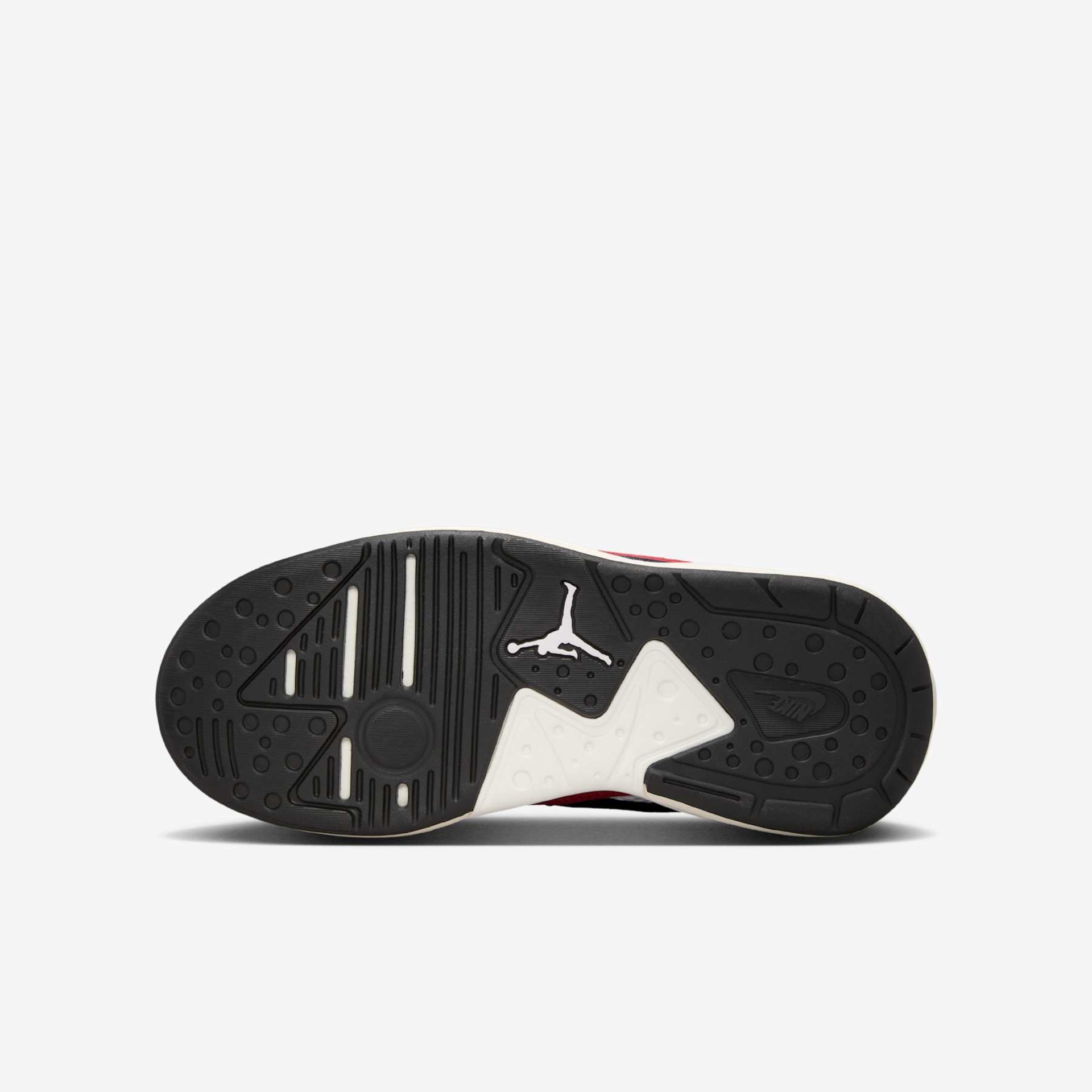 Tênis Jordan CMFT ERA Infantil - Foto 2