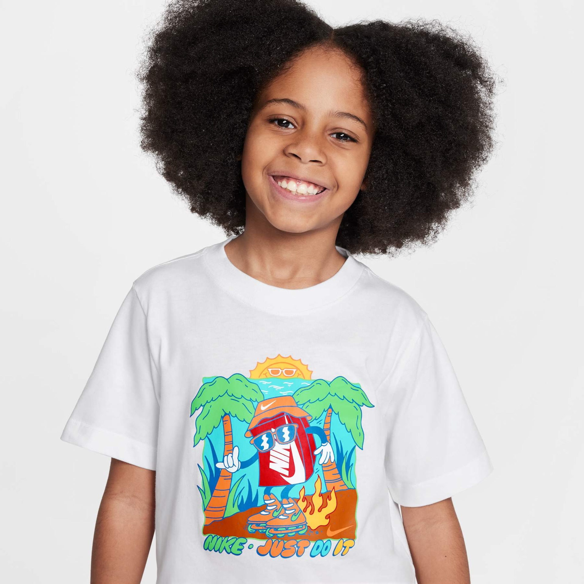 Camiseta Nike Sportswear Boxy 3 Infantil - Foto 3