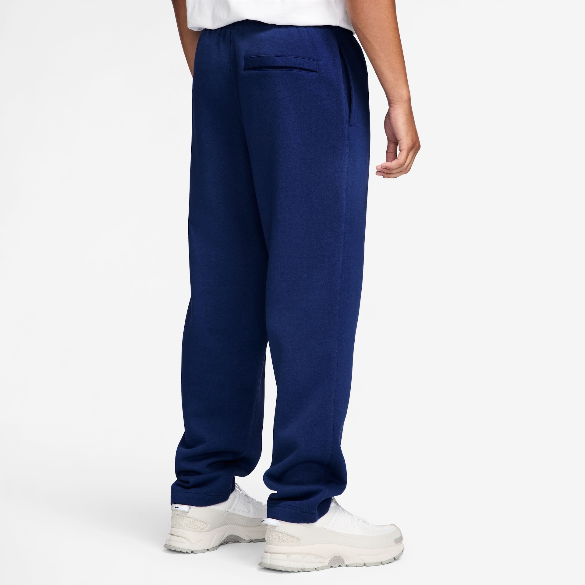 Calça Nike Club Fleece Bungie Masculina - Foto 3