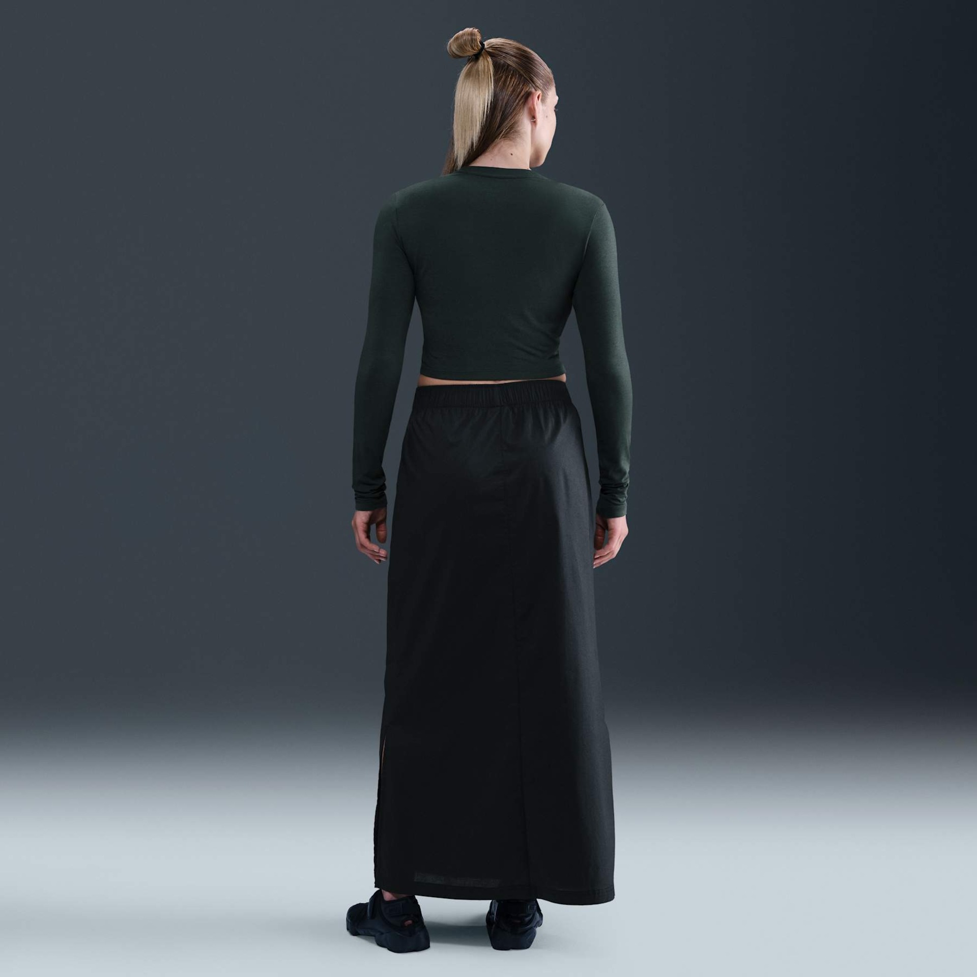 Camiseta Nike Sportswear Cropped Chill Knit Feminina - Foto 5