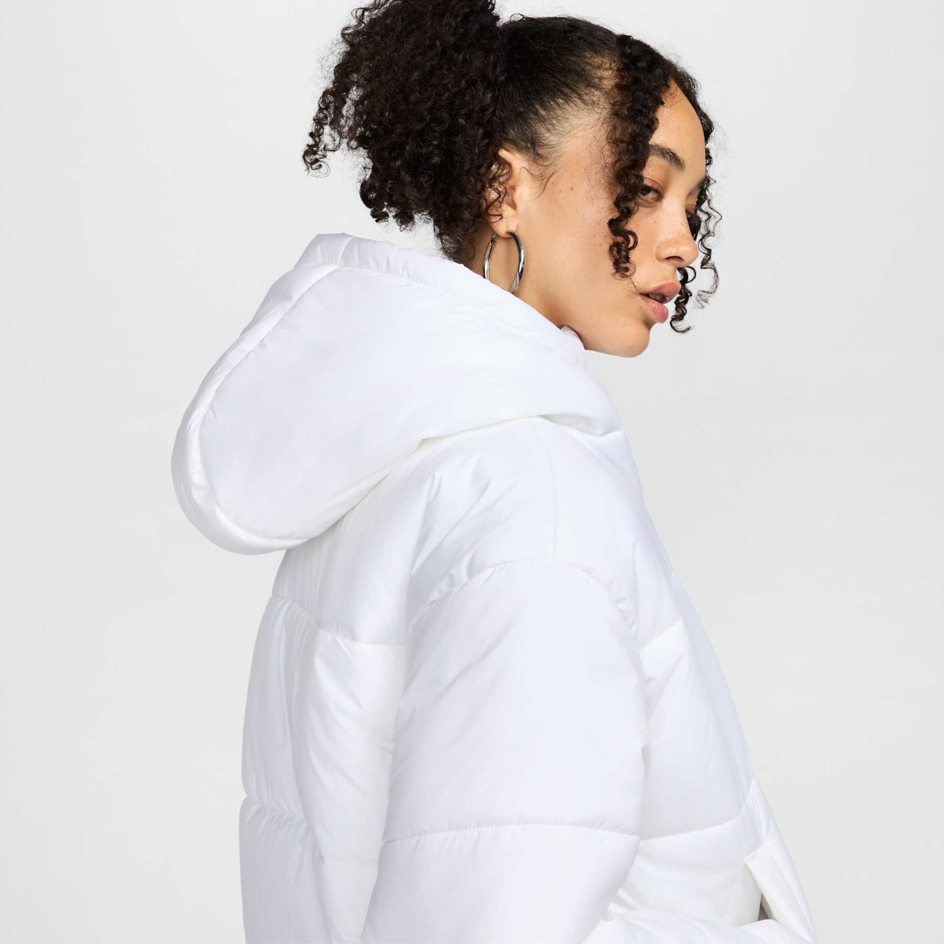 Jaqueta Nike Sportswear Puffer Feminina - Foto 7
