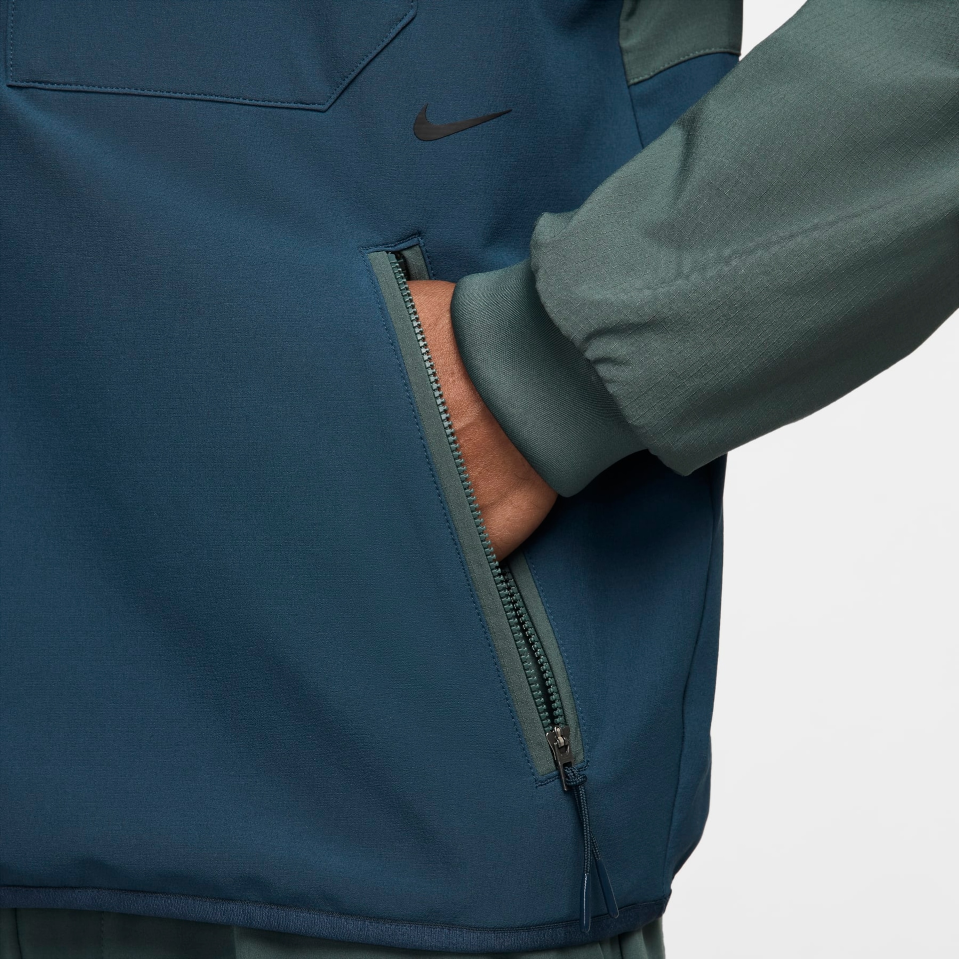 Jaqueta Nike Repel Masculina - Foto 5