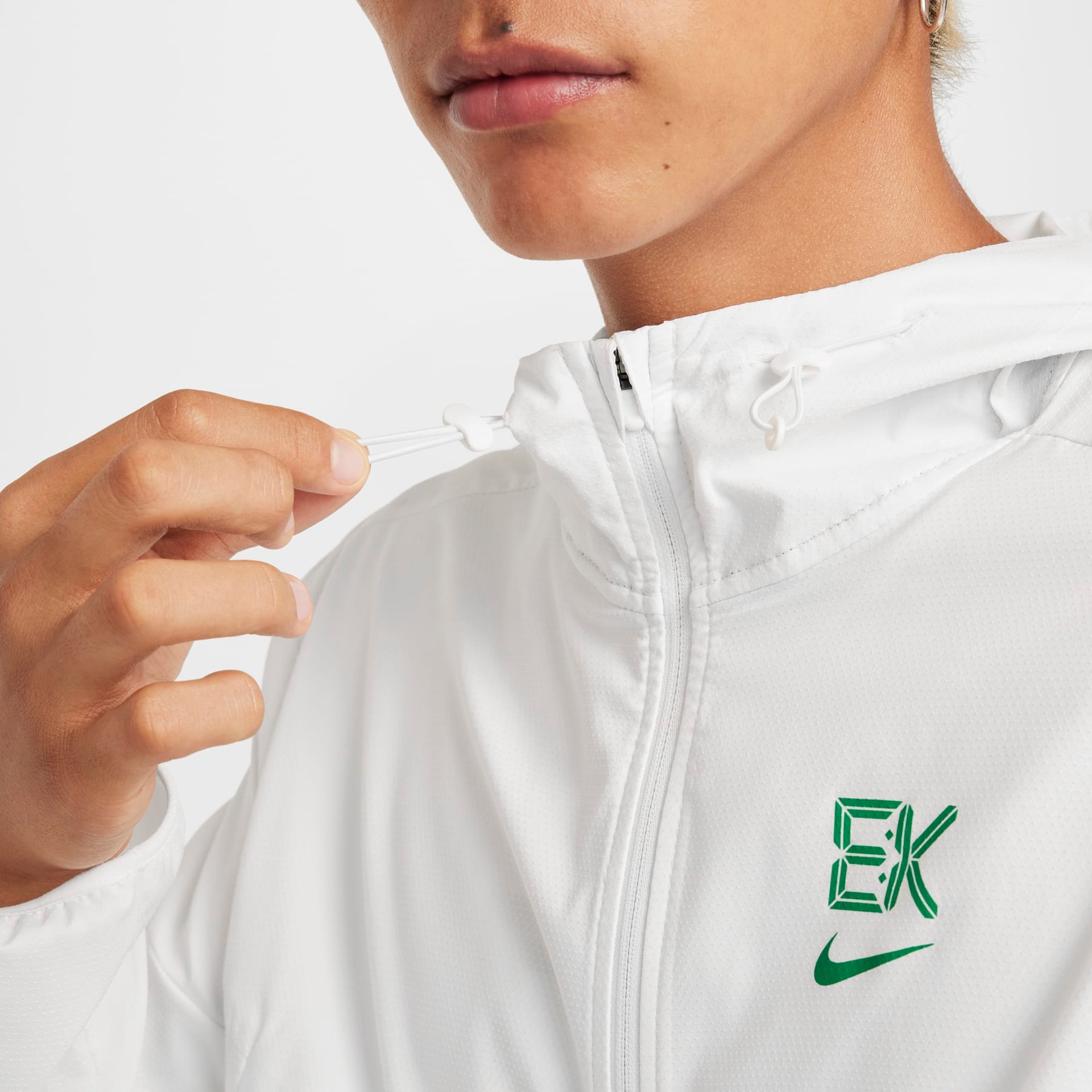 Jaqueta Nike Dri-FiT Light Kipchoge Masculina - Foto 4