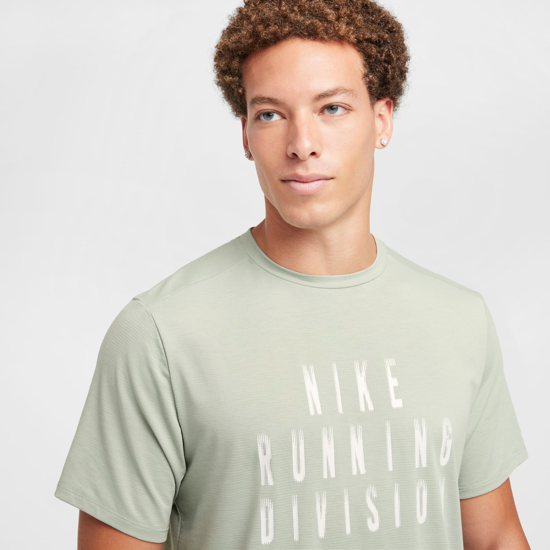 Camiseta Nike Dri-FIT Rise365 Masculina - Foto 3