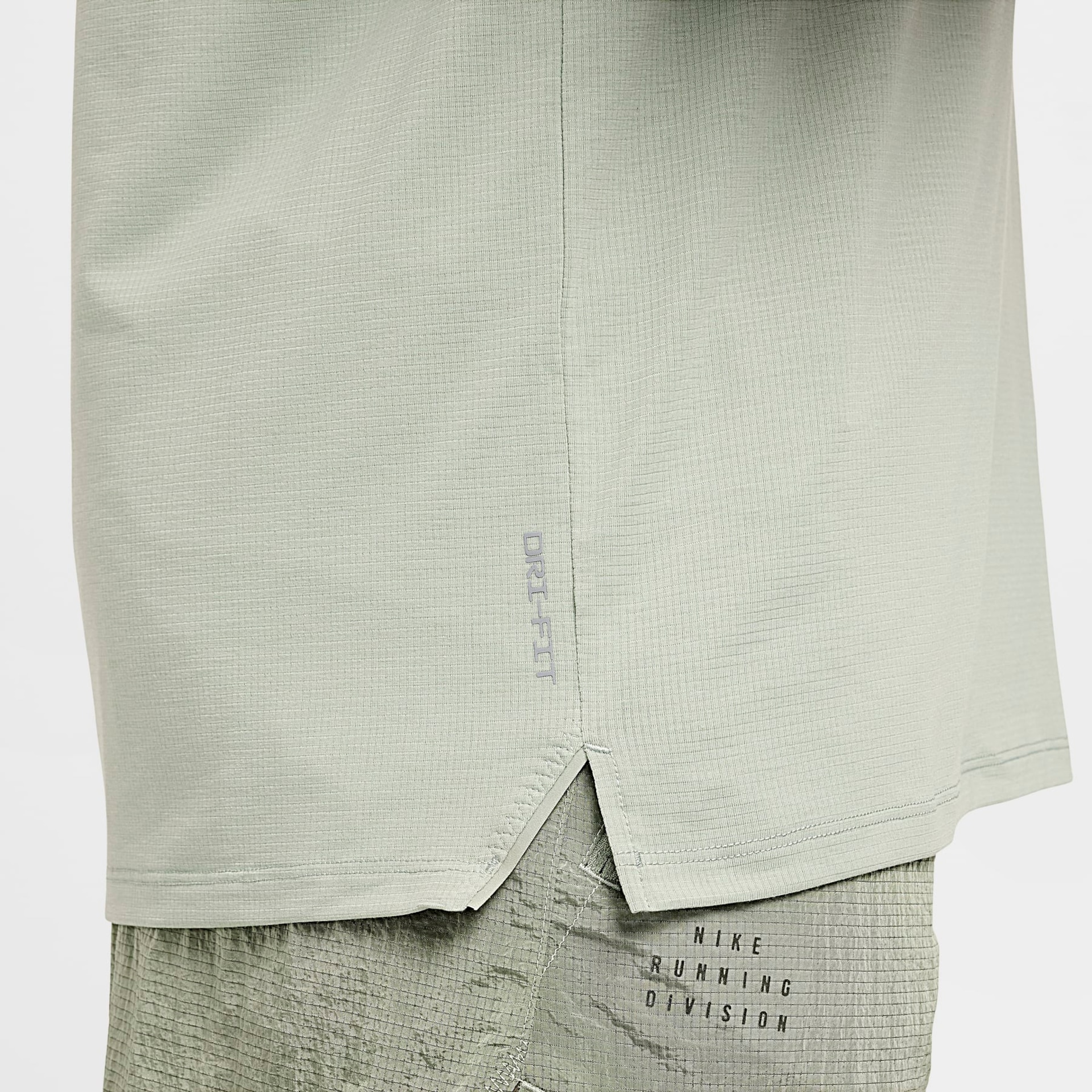 Camiseta Nike Dri-FIT Rise365 Masculina - Foto 5