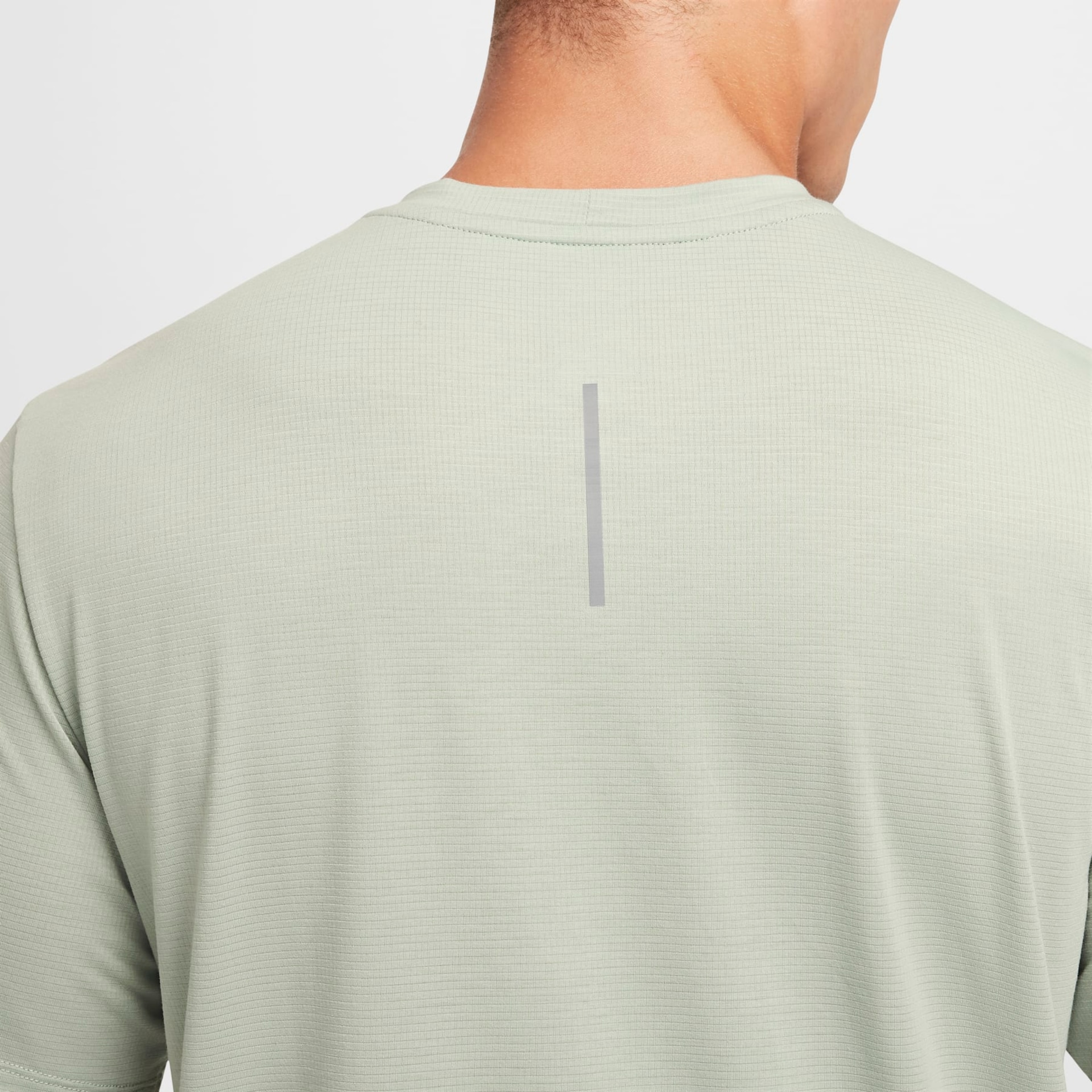 Camiseta Nike Dri-FIT Rise365 Masculina - Foto 6