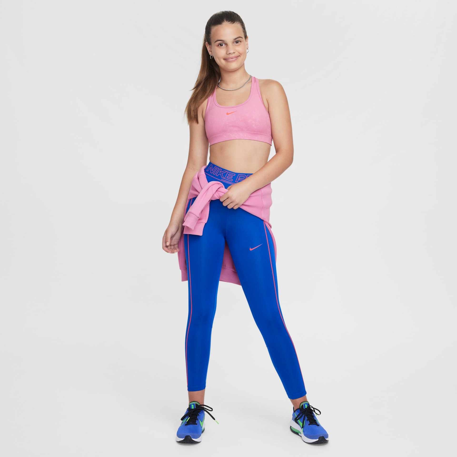 Top Nike Swoosh REV Infantil - Foto 5