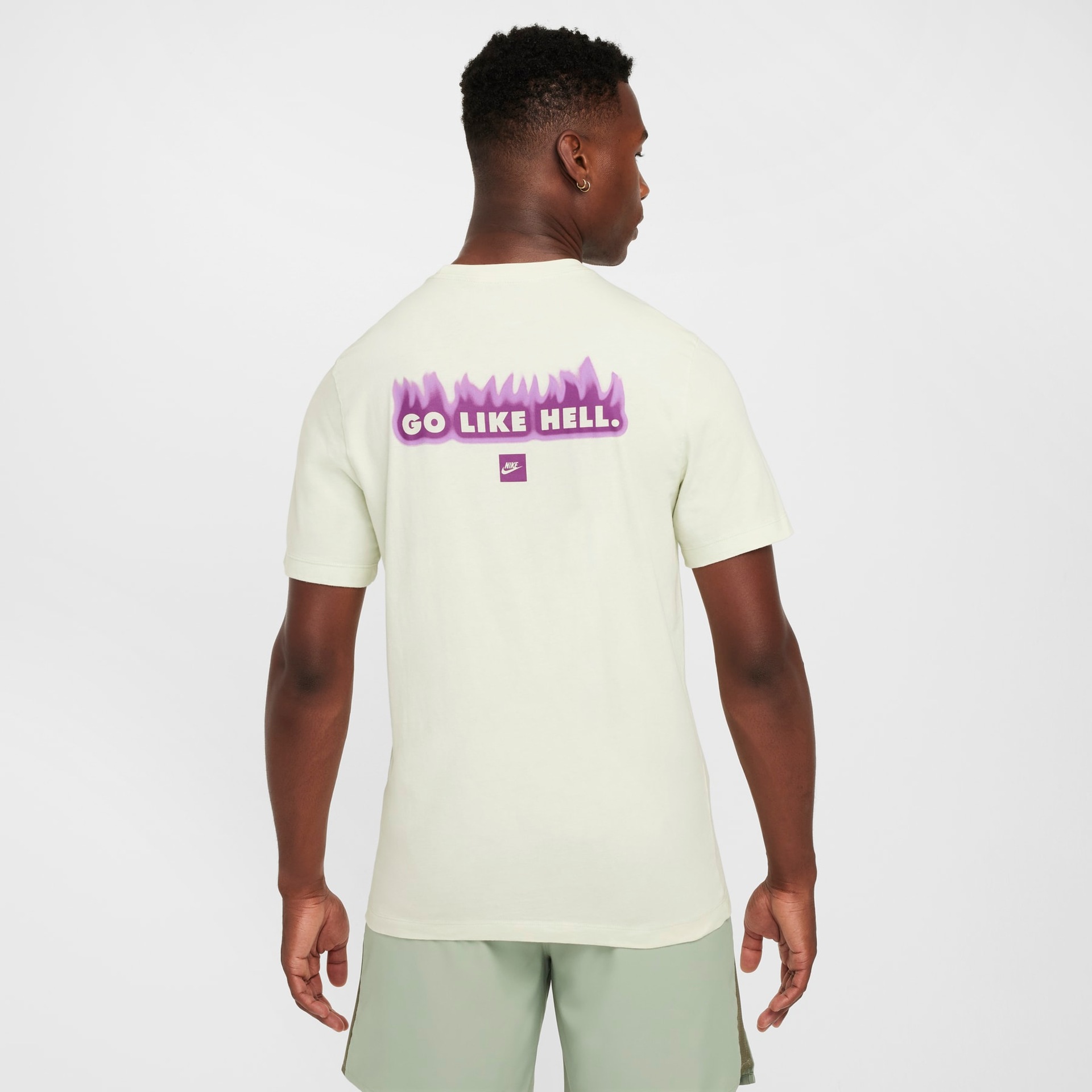 Camiseta Nike Sportswear DNA Masculina - Foto 2