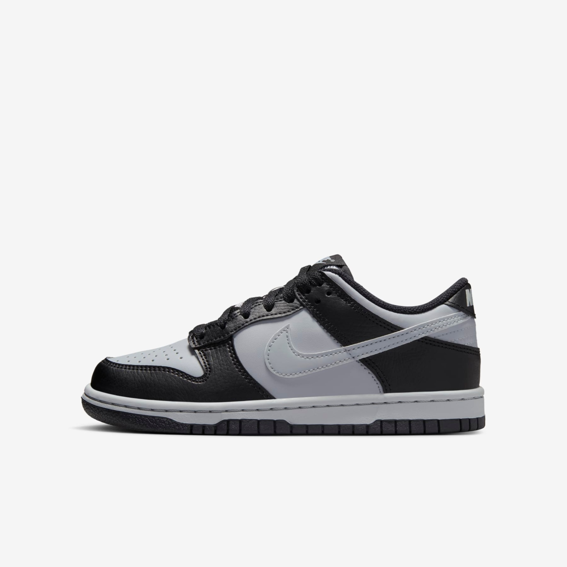 Tênis Nike Dunk Low GS Infantil - Foto 1