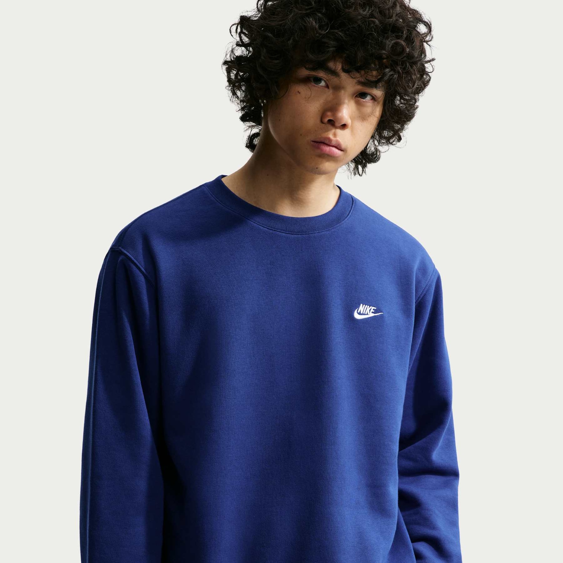 Blusão Nike Club Crew Masculino - Foto 1