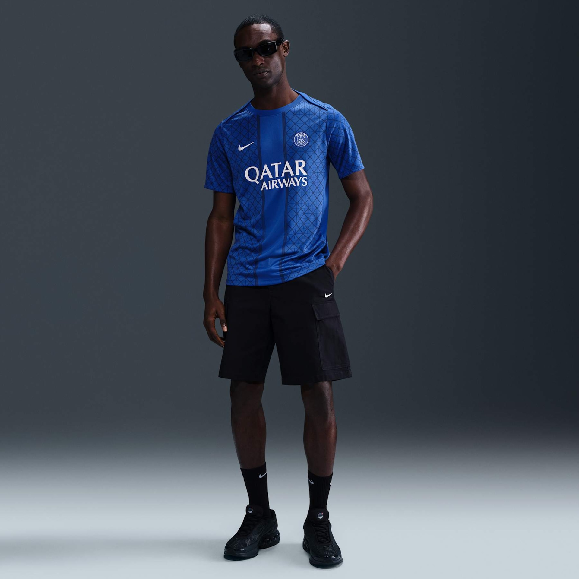 Camiseta Nike Paris Saint-Germain Academy Pro Masculina - Foto 4