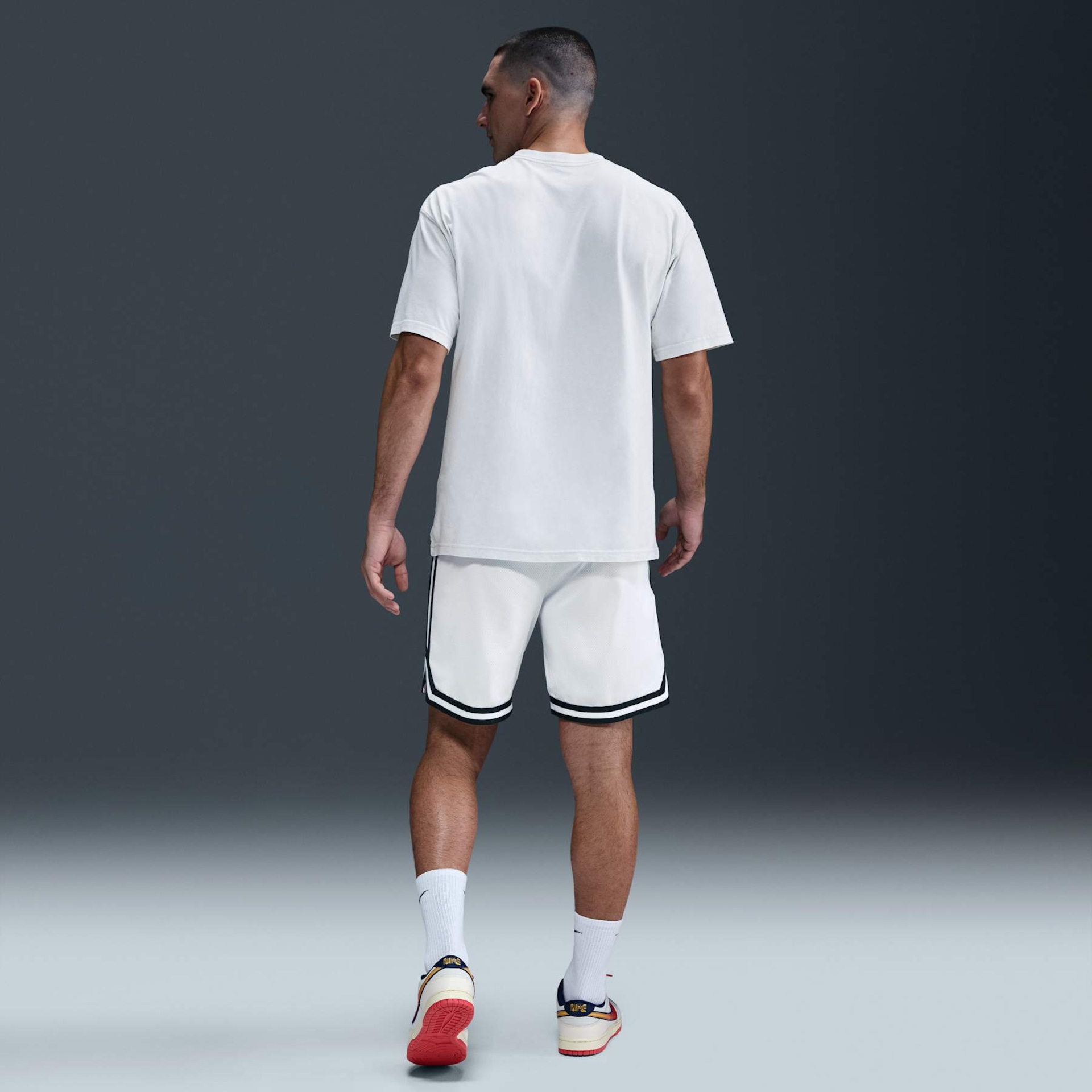 Camiseta Nike Max90 Masculina - Foto 5