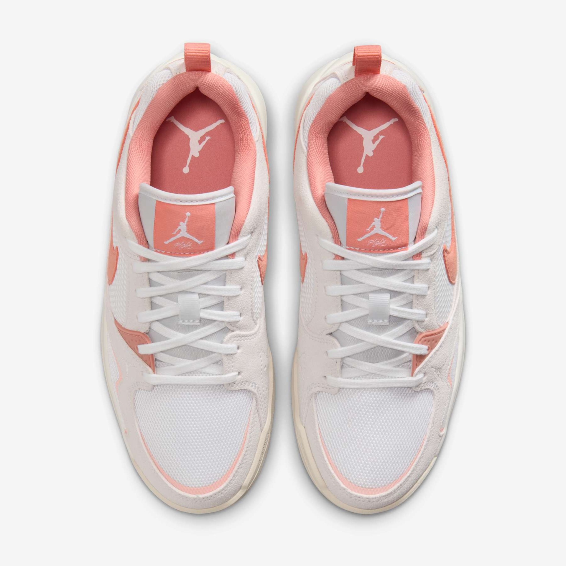 Tênis Jordan CMFT ERA Feminino - Foto 4