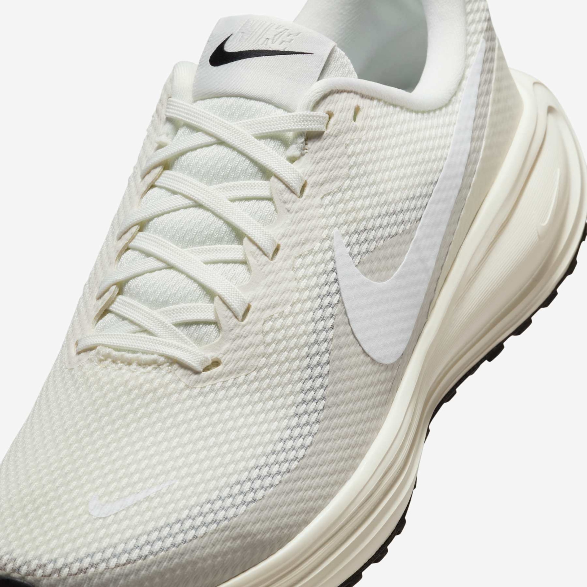 Tênis Nike Revolution 8 Feminino - Foto 7