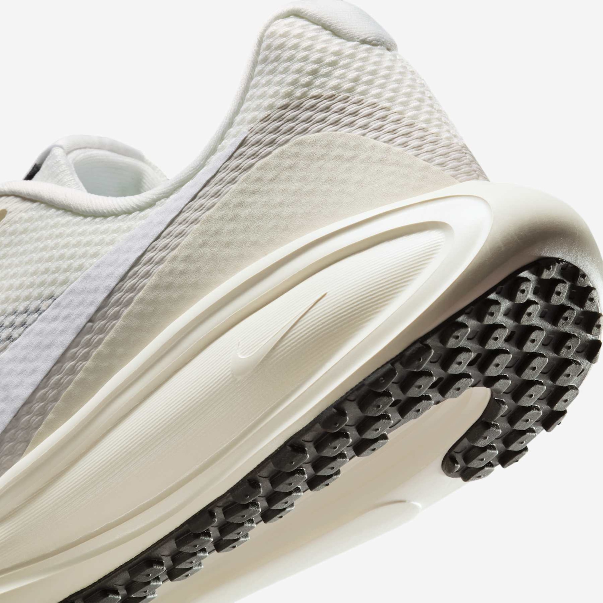 Tênis Nike Revolution 8 Feminino - Foto 8