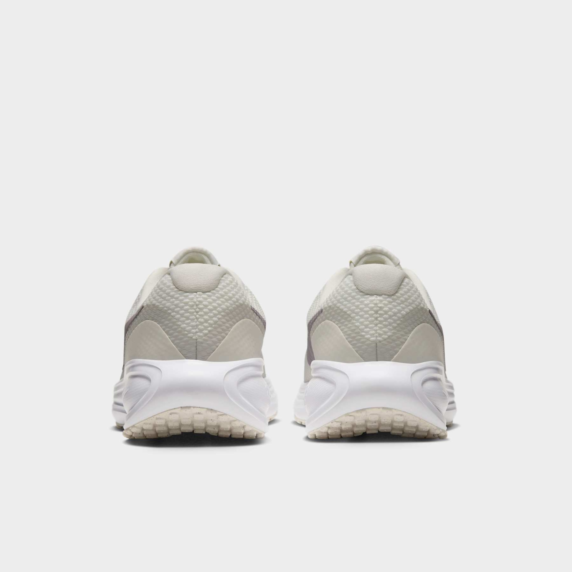 Tênis Nike Revolution 8 Feminino - Foto 6