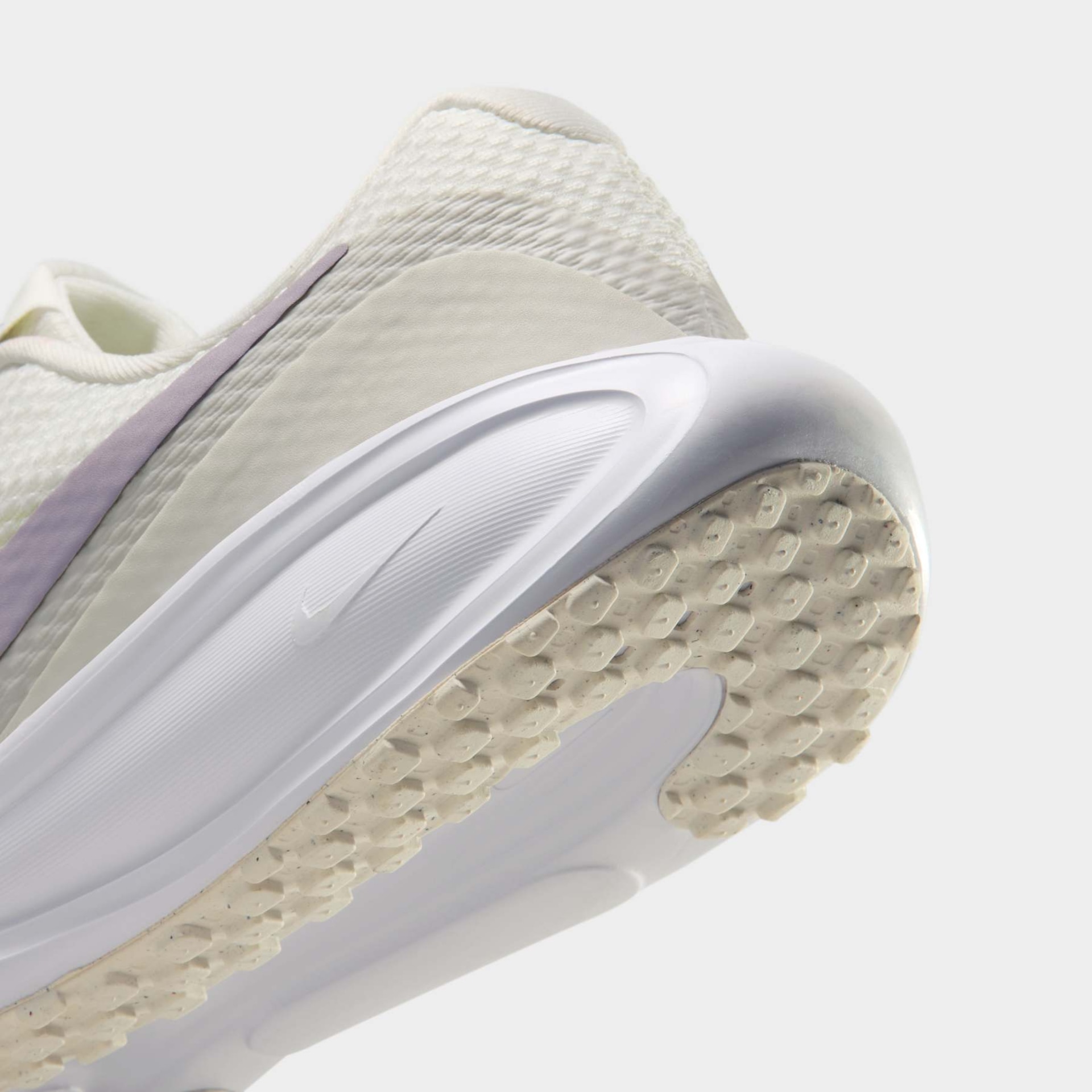Tênis Nike Revolution 8 Feminino - Foto 8