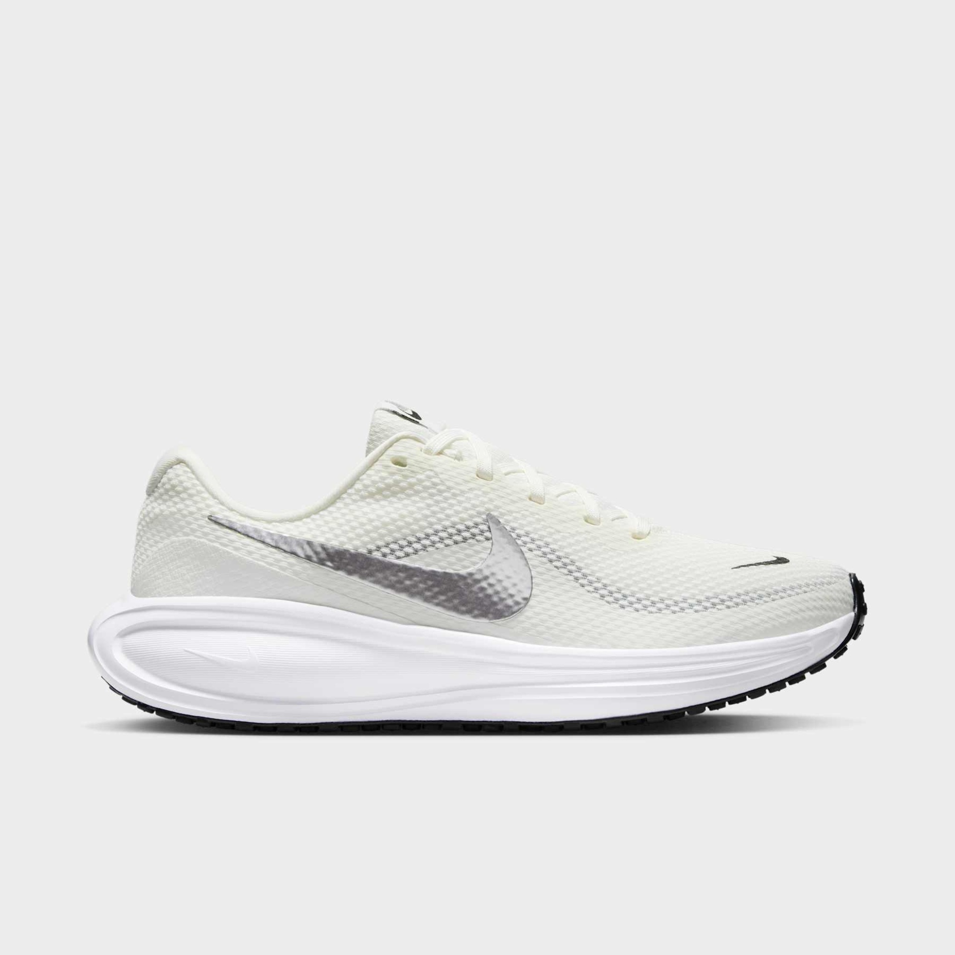 Tênis Nike Revolution 8 Feminino - Foto 3