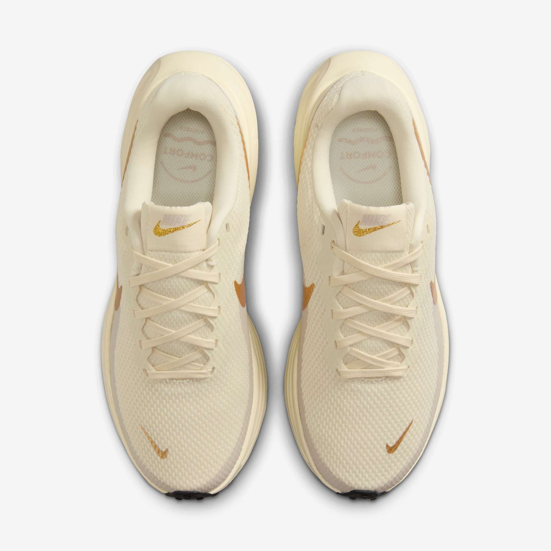 Tênis Nike Revolution 8 Feminino - Foto 4