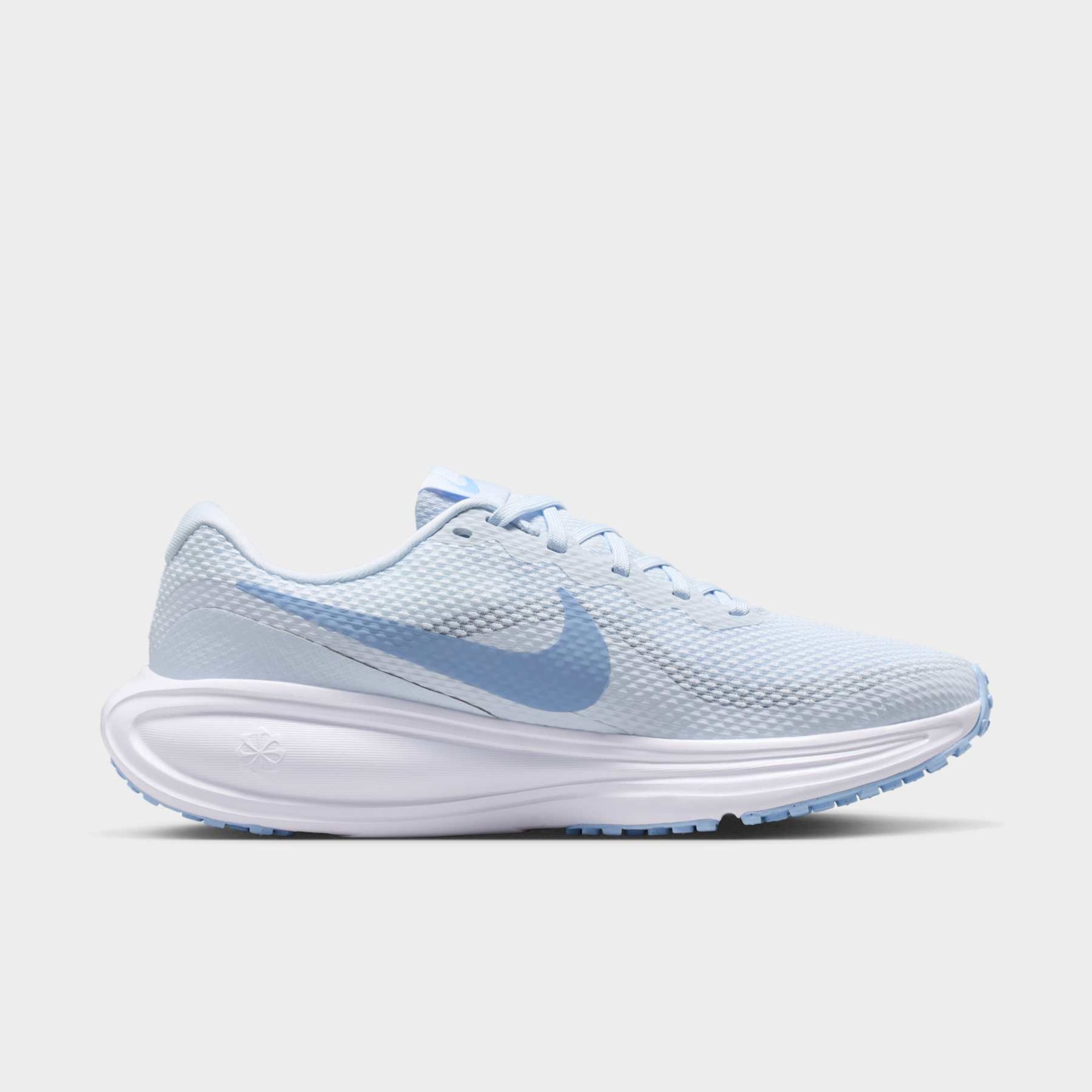 Tênis Nike Revolution 8 Feminino - Foto 3