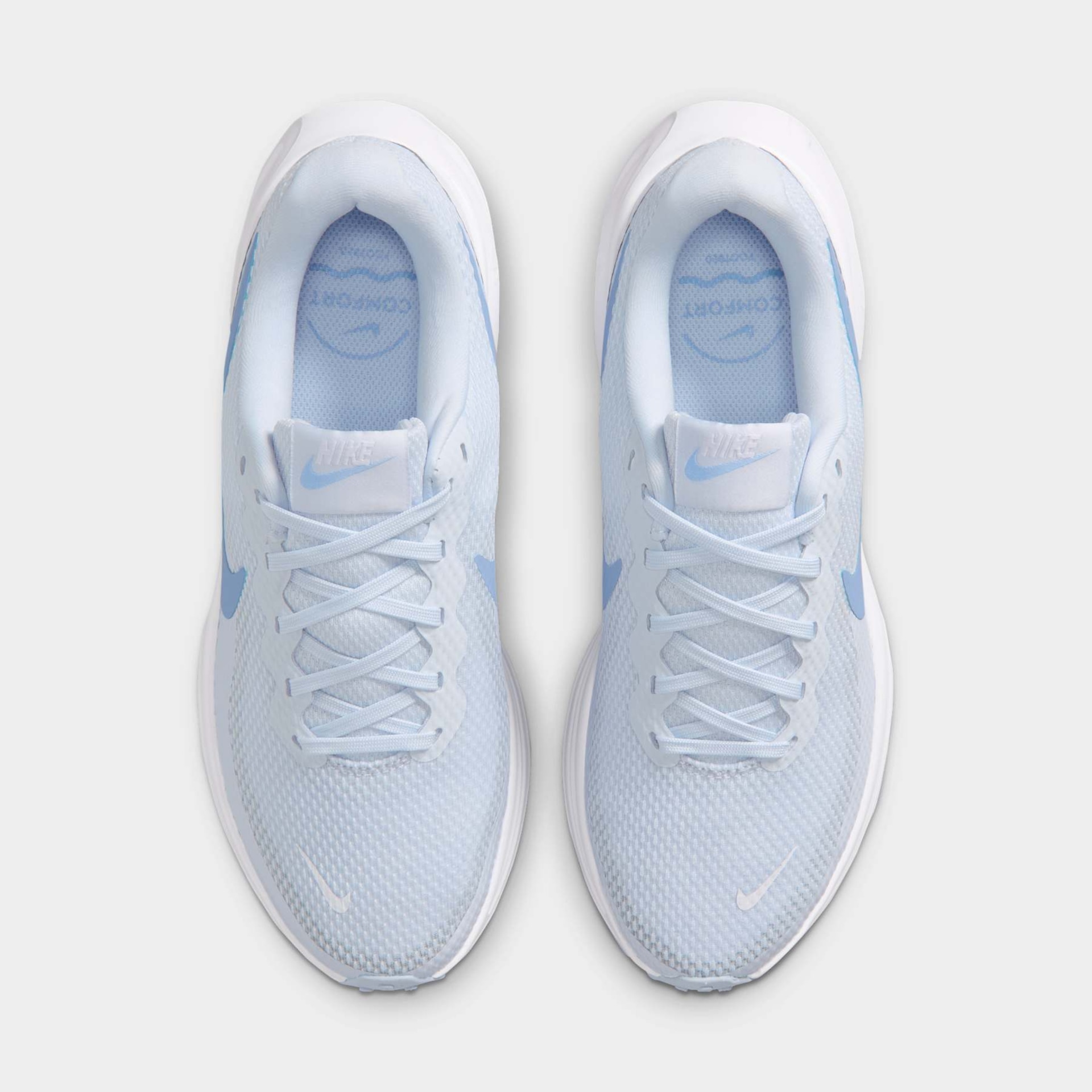 Tênis Nike Revolution 8 Feminino - Foto 4