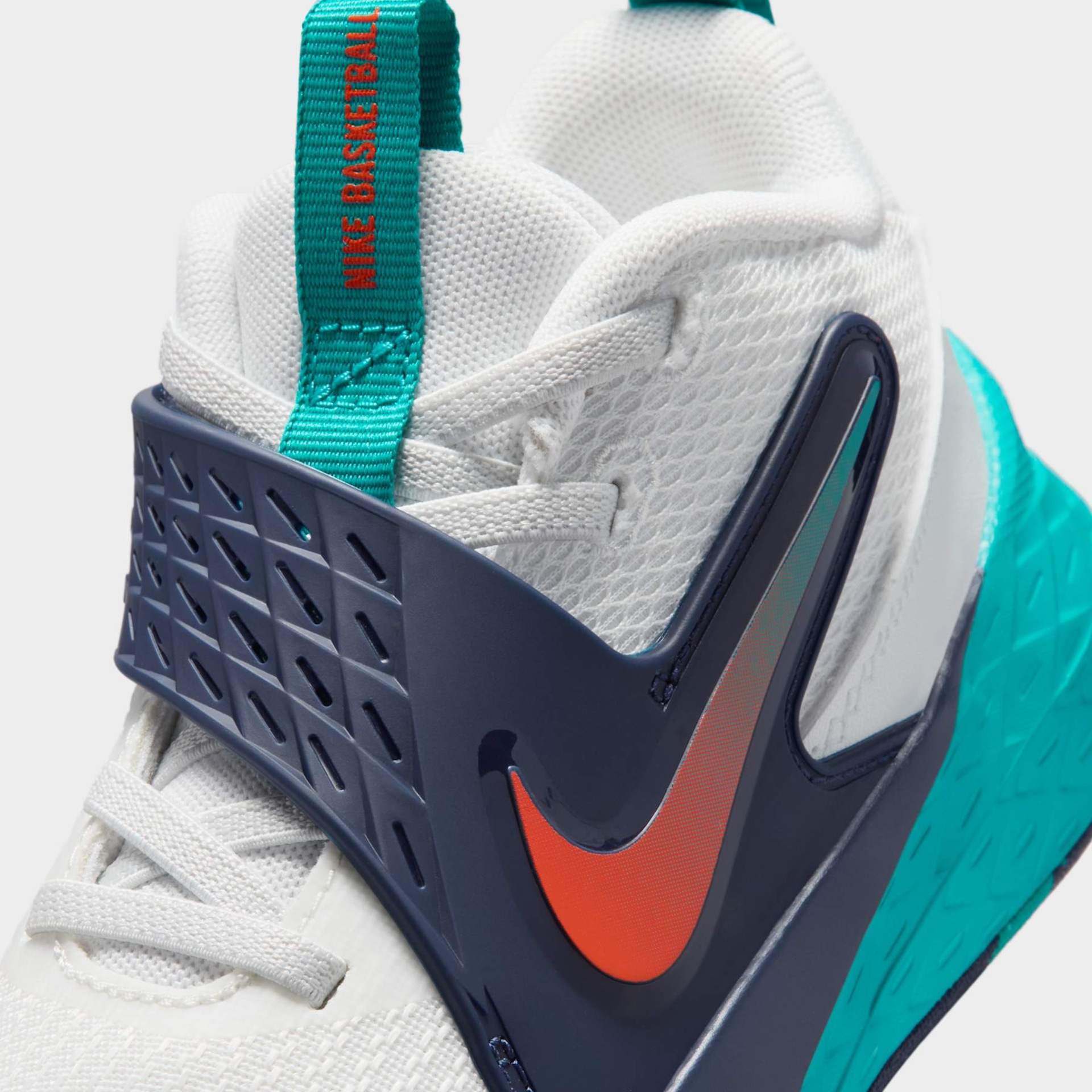 Tênis Nike Team Hustle D12 Infantil - Foto 7